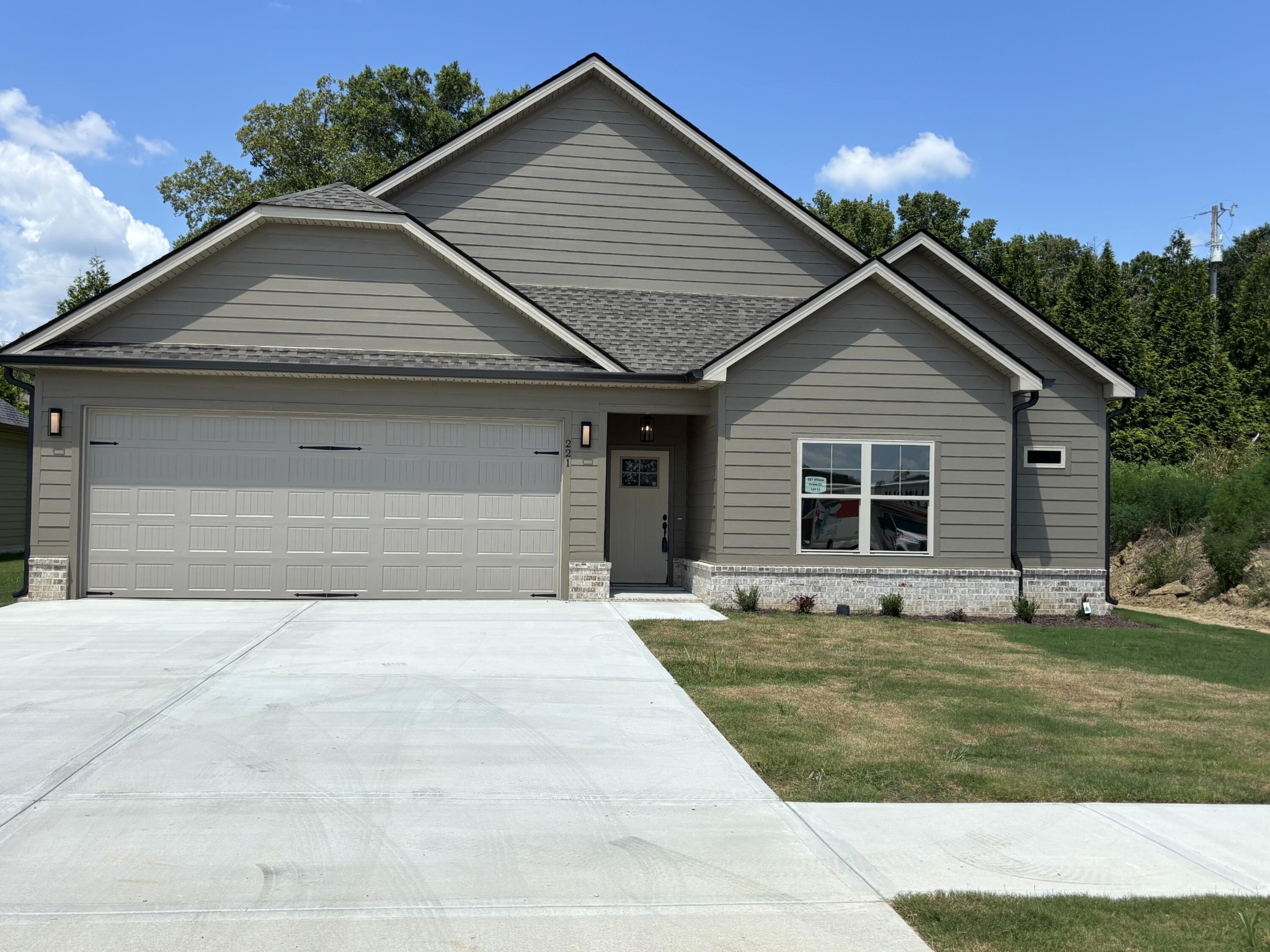 221 Willow Grove Court Property Photo 1