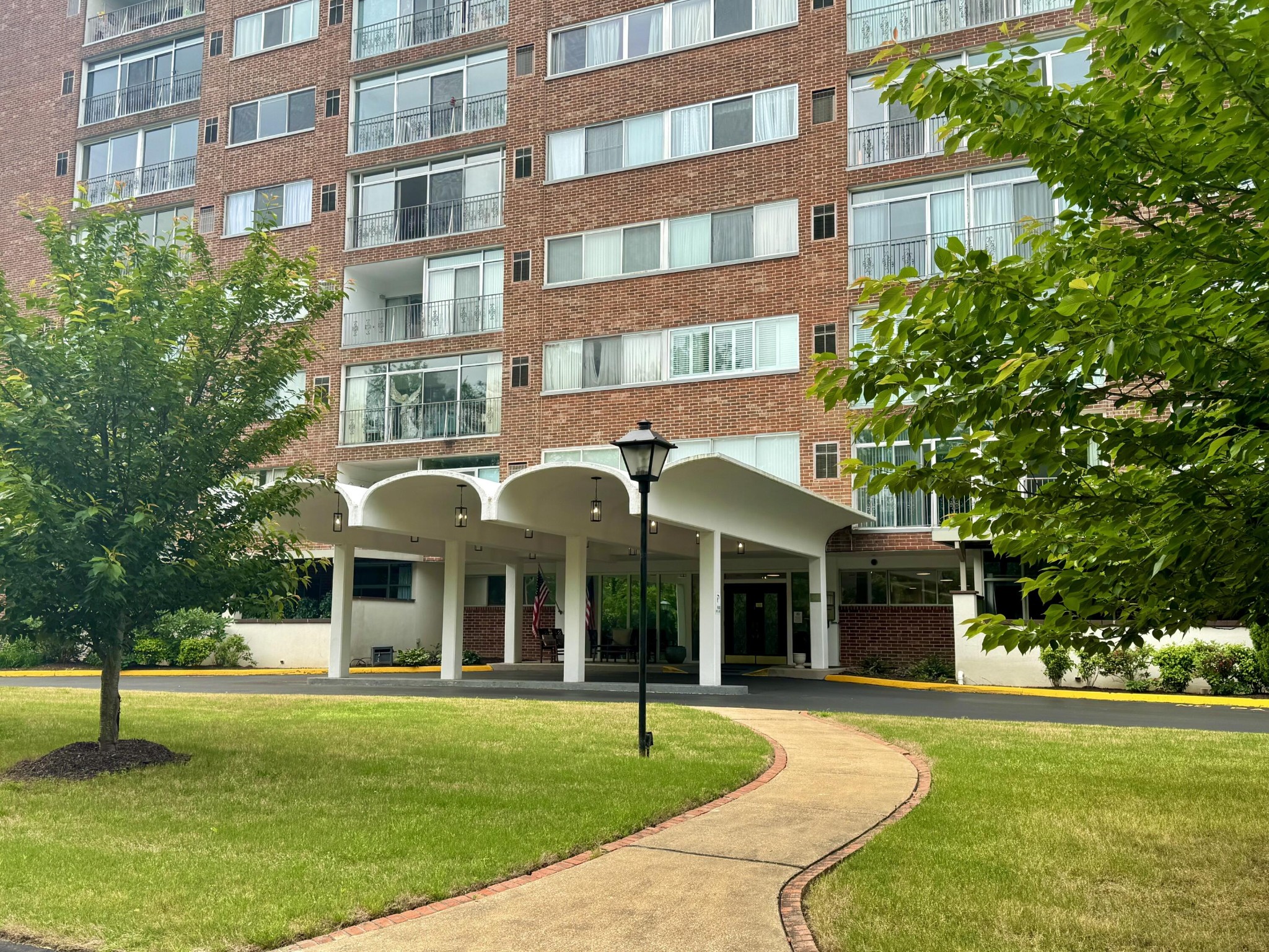 1414 Continental Drive Property Photo 1