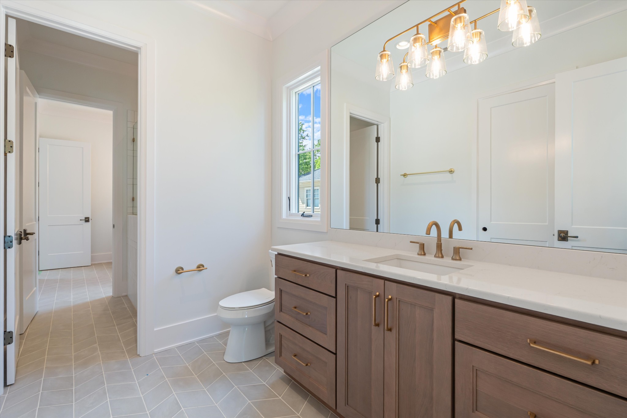 1408 Adams St Property Photo 44