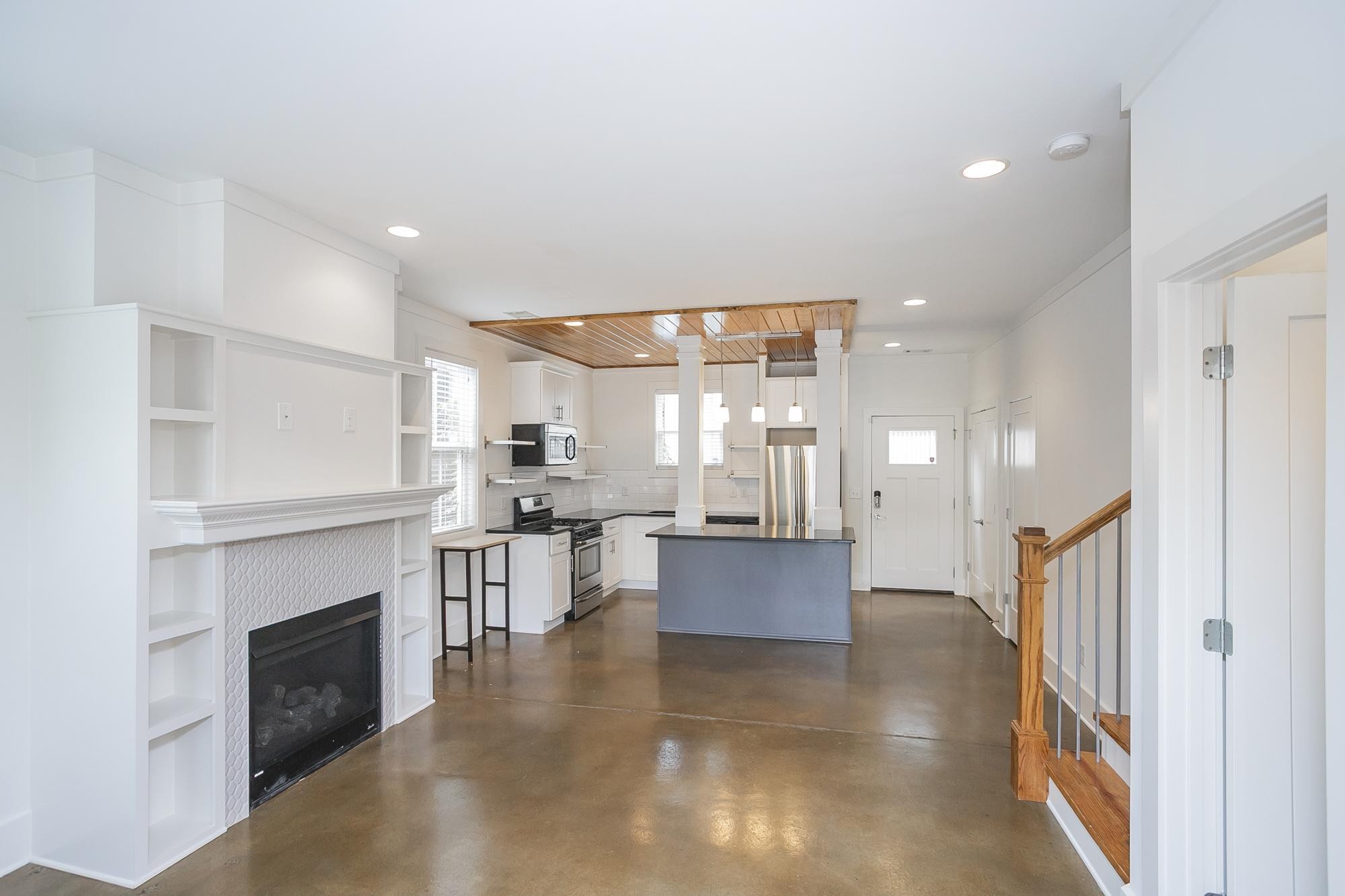 2030 Herman St Property Photo 2