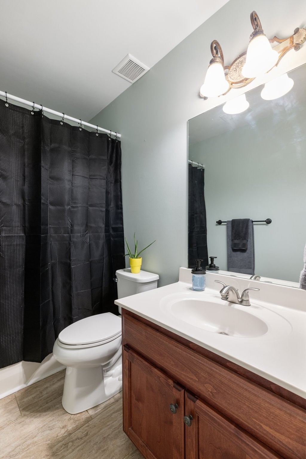 1038 Watauga Ct Property Photo 40