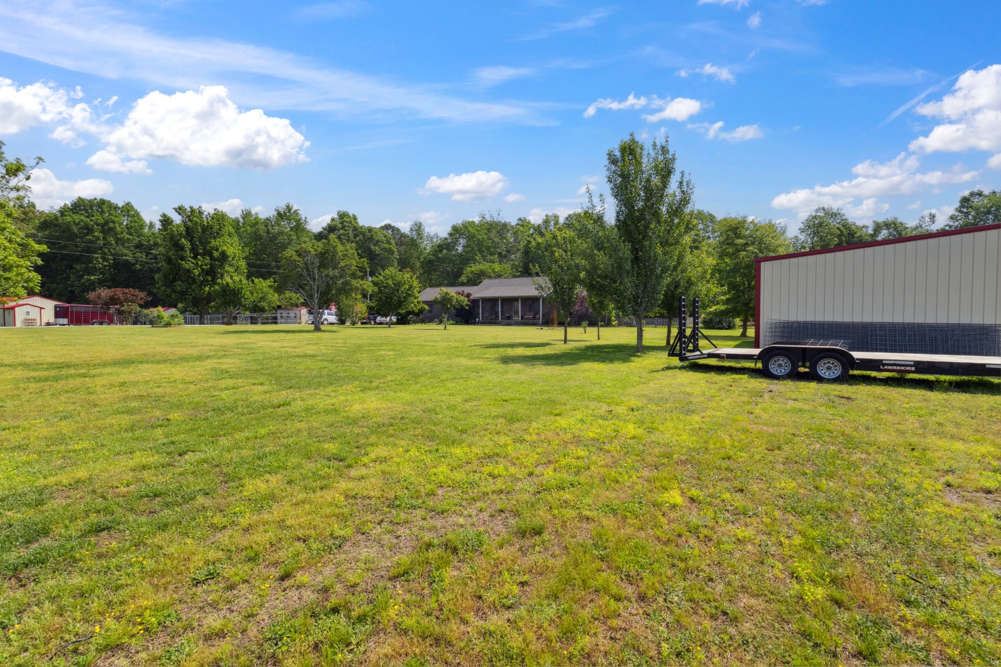 746 Shadow Ln Property Photo 16