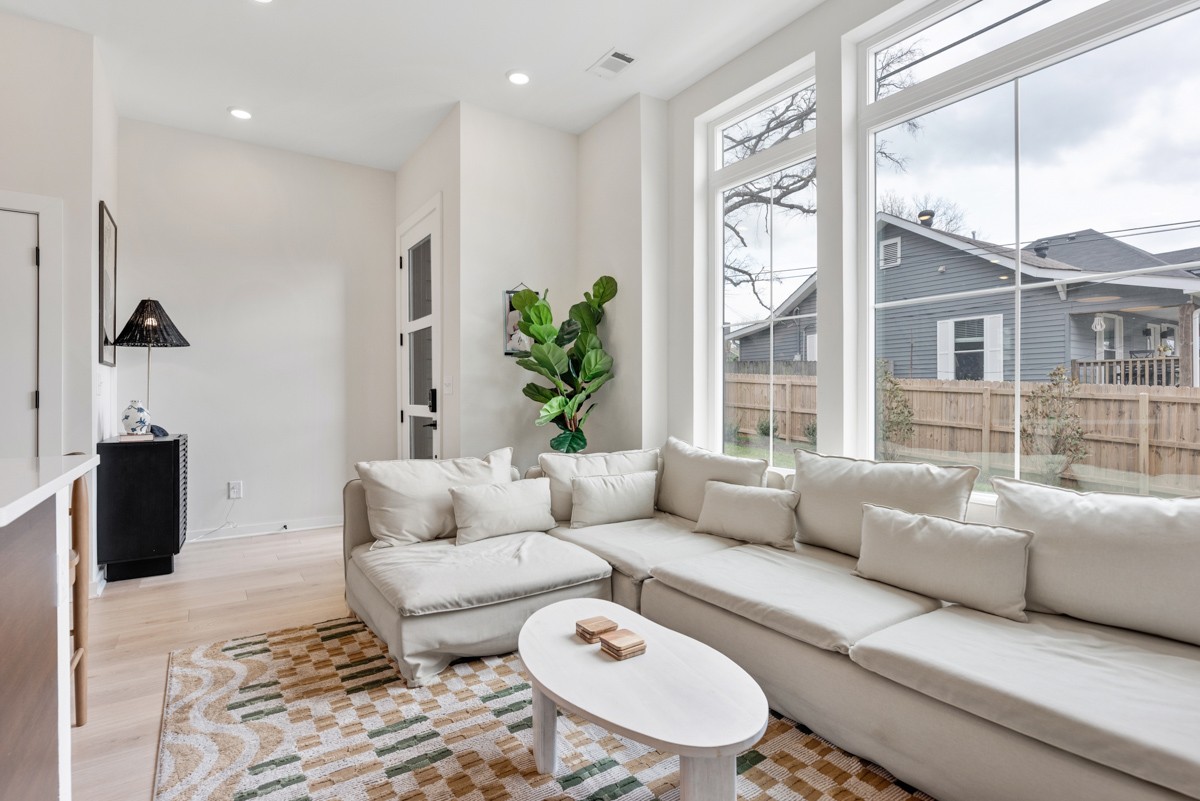 1233 Lischey Ave Property Photo 8