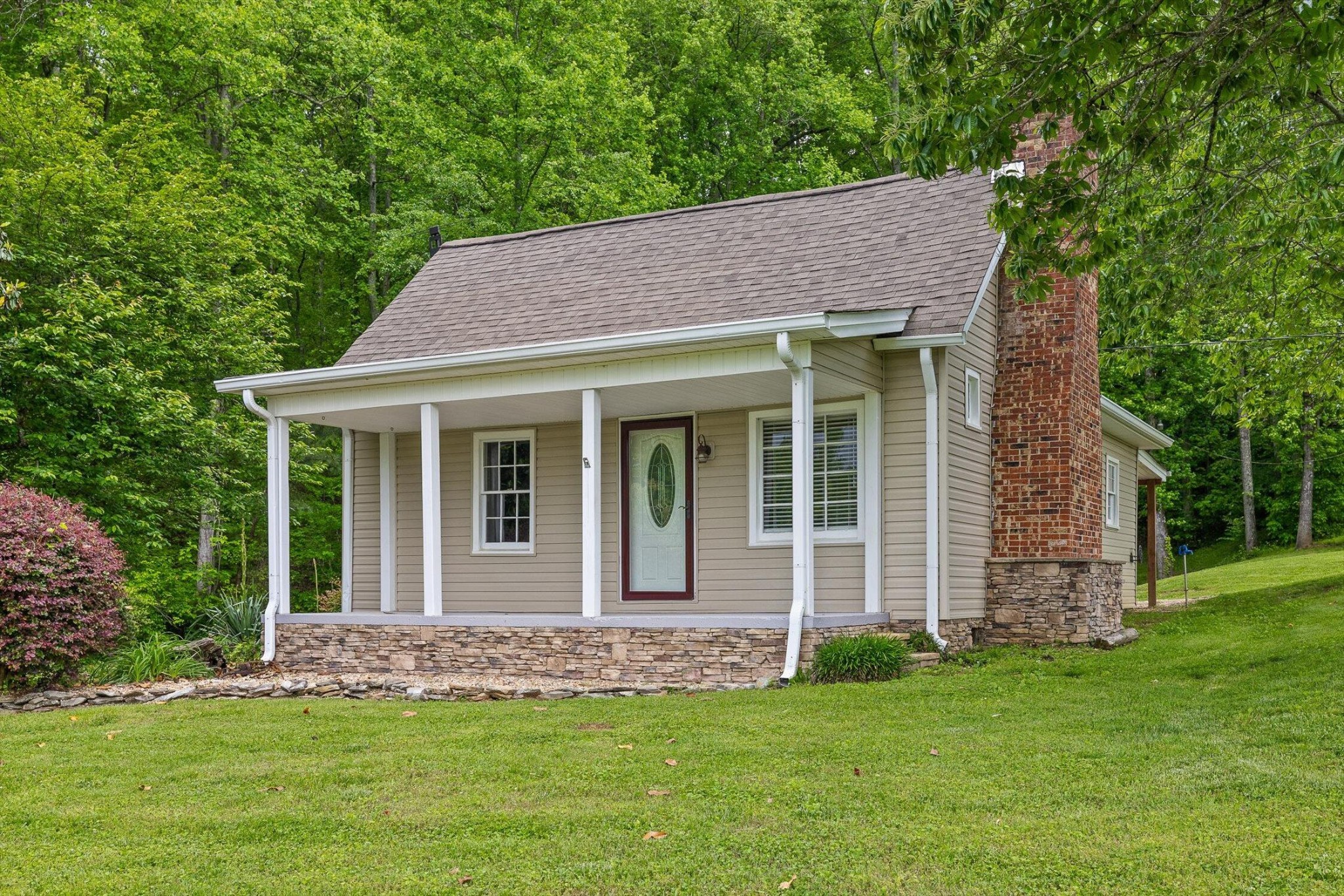 455 No Pone Valley Road, NW