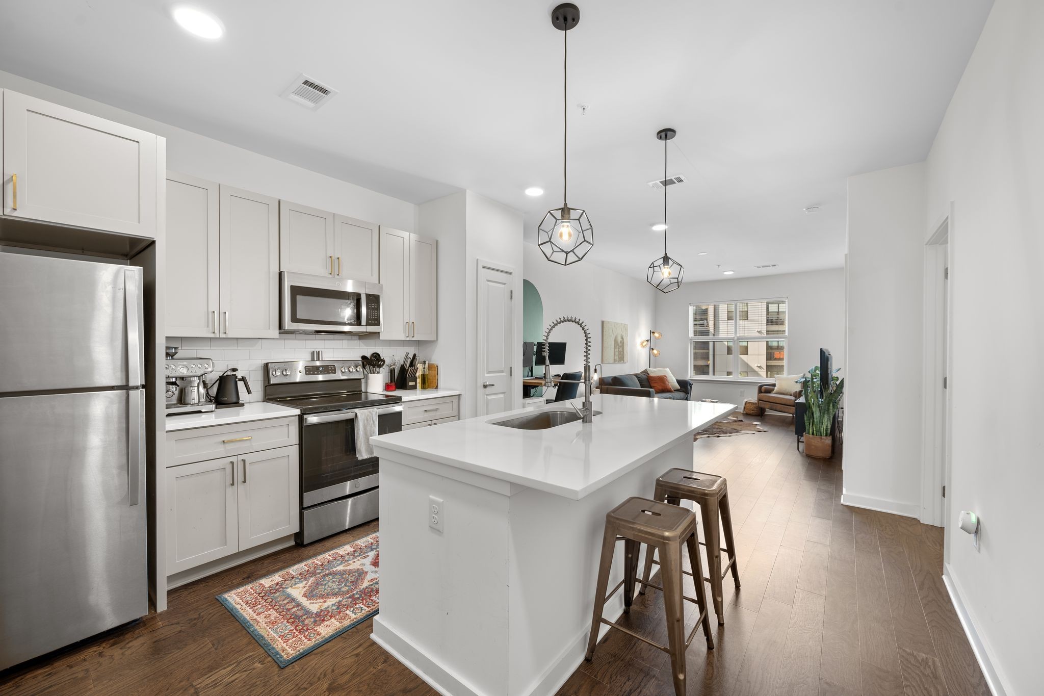 1677 54th Ave, N Property Photo 5