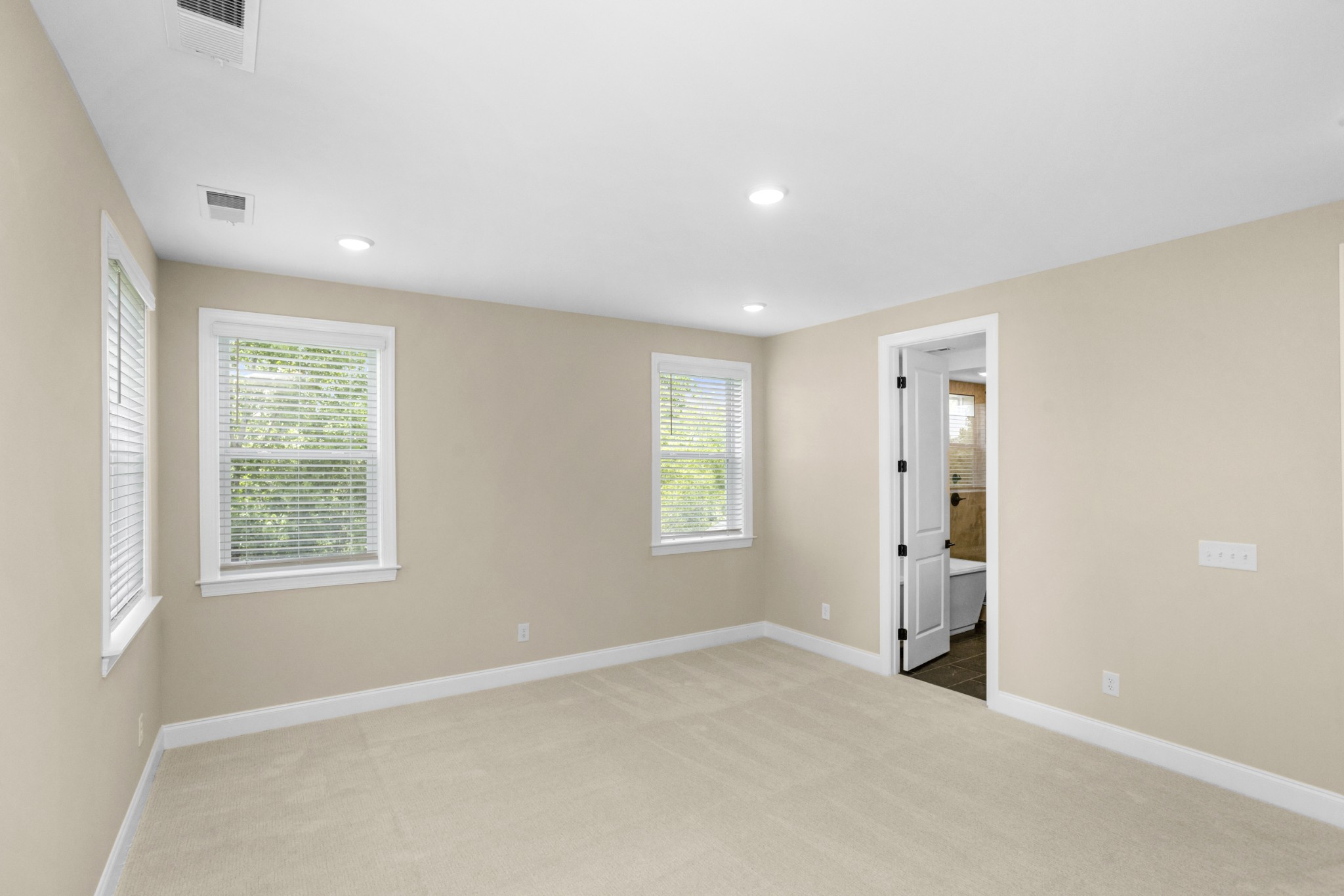 5958 Hunt Valley Drive Property Photo 32