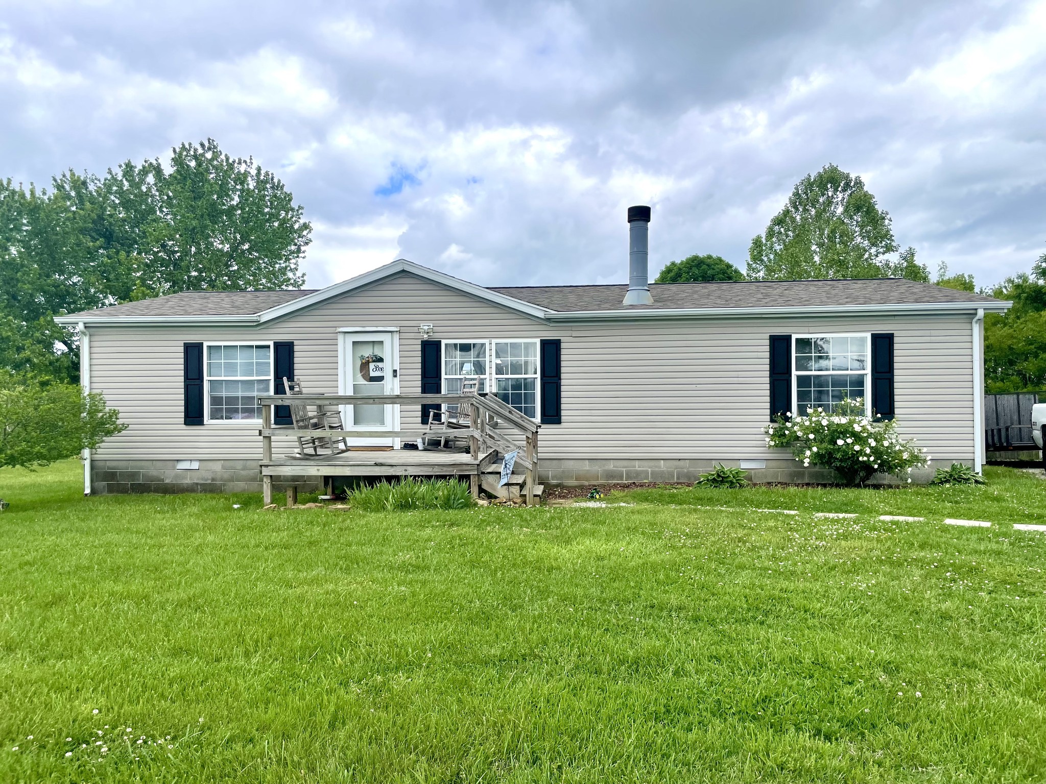 5725 Old Madisonville Rd Property Photo