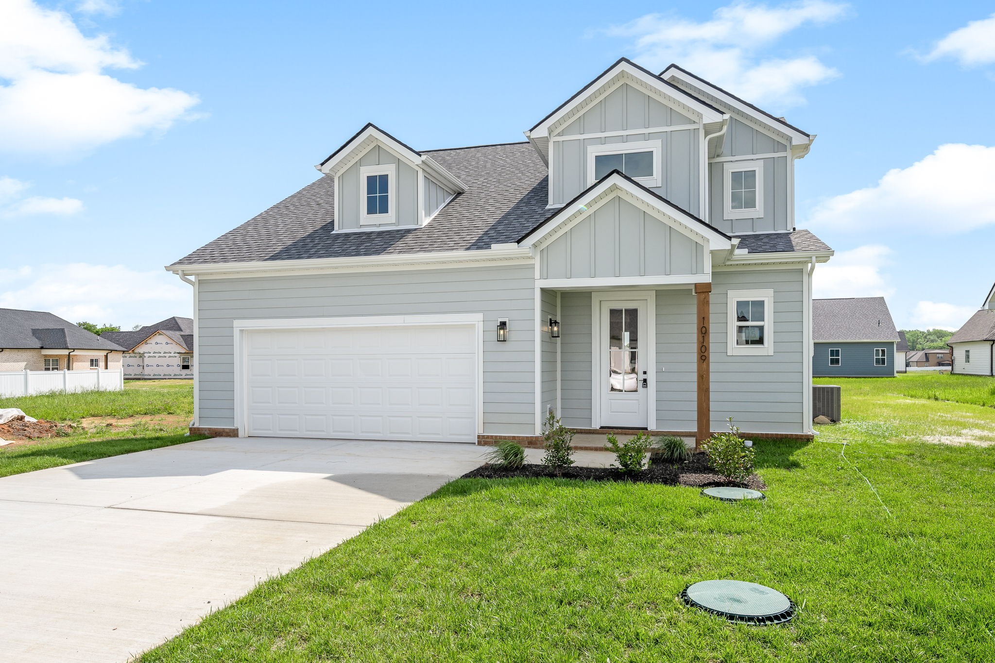 10109 Whitehorn Ln Property Photo 2