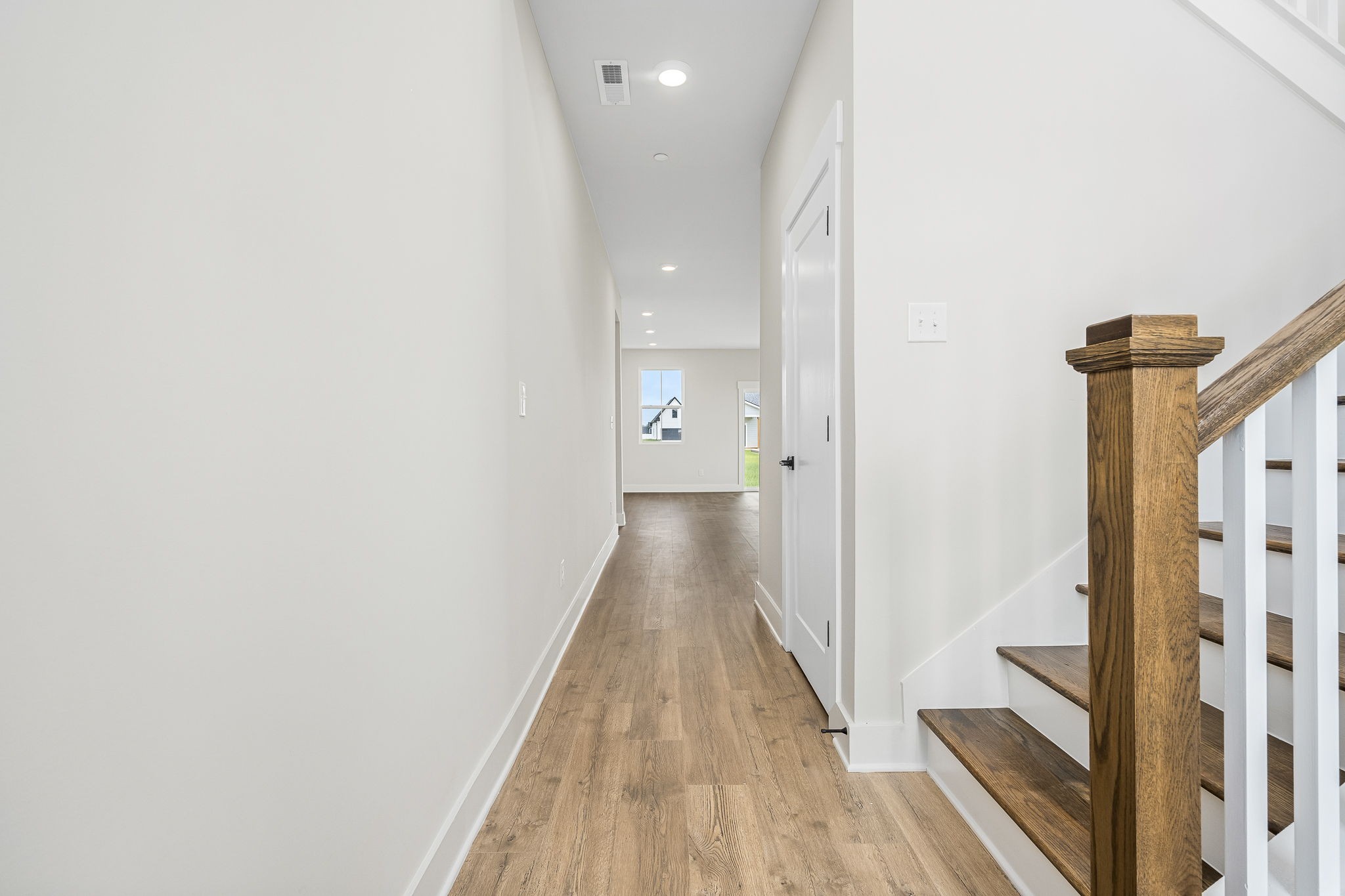 10109 Whitehorn Ln Property Photo 6