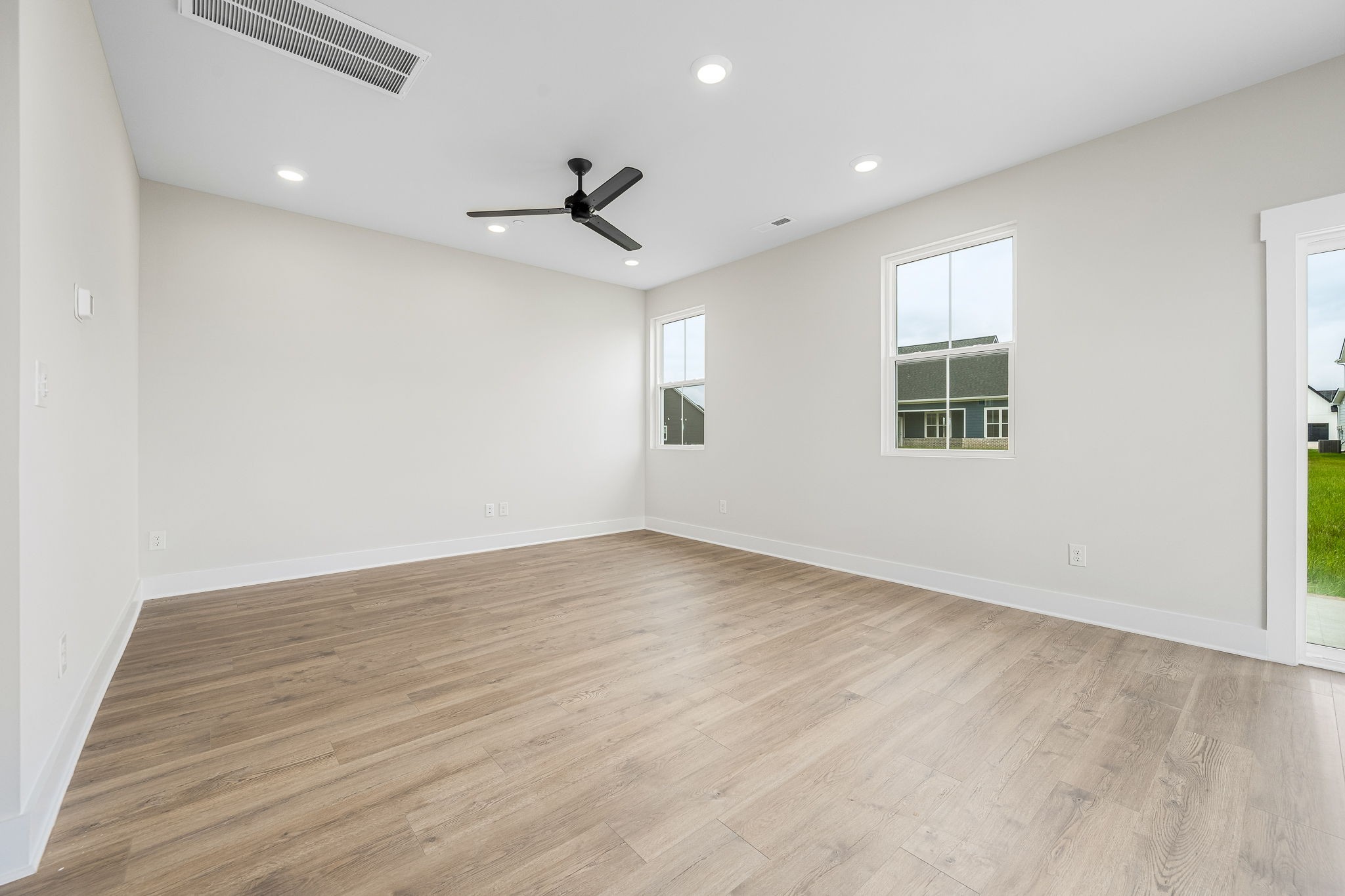 10109 Whitehorn Ln Property Photo 11