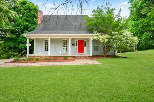 105 Flower Ln Property Photo 1