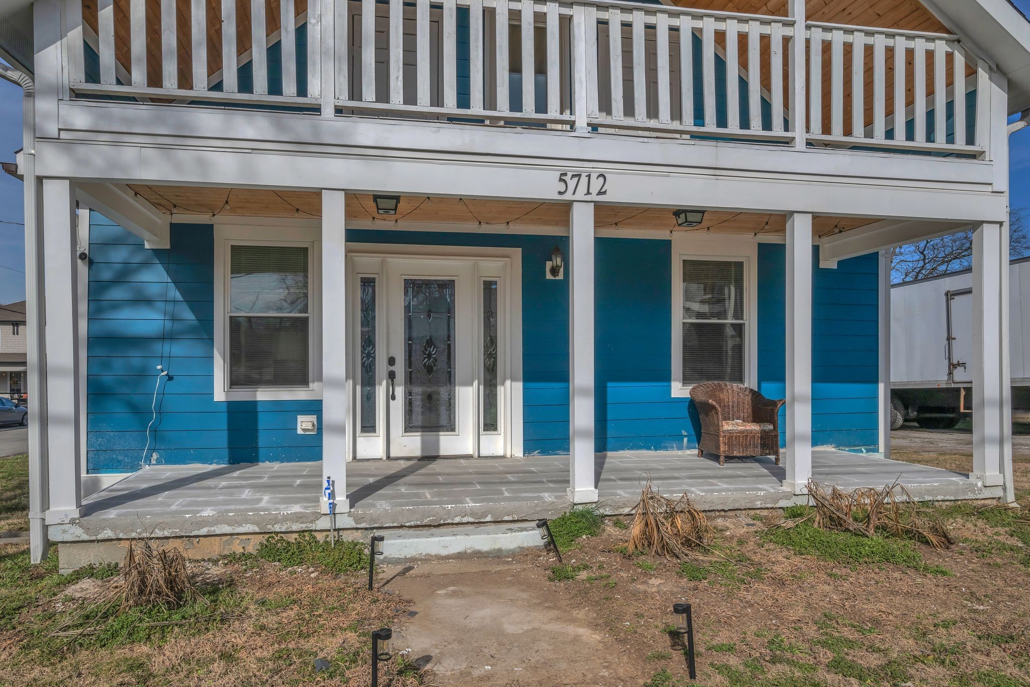 5712 Robertson Ave Property Photo 4