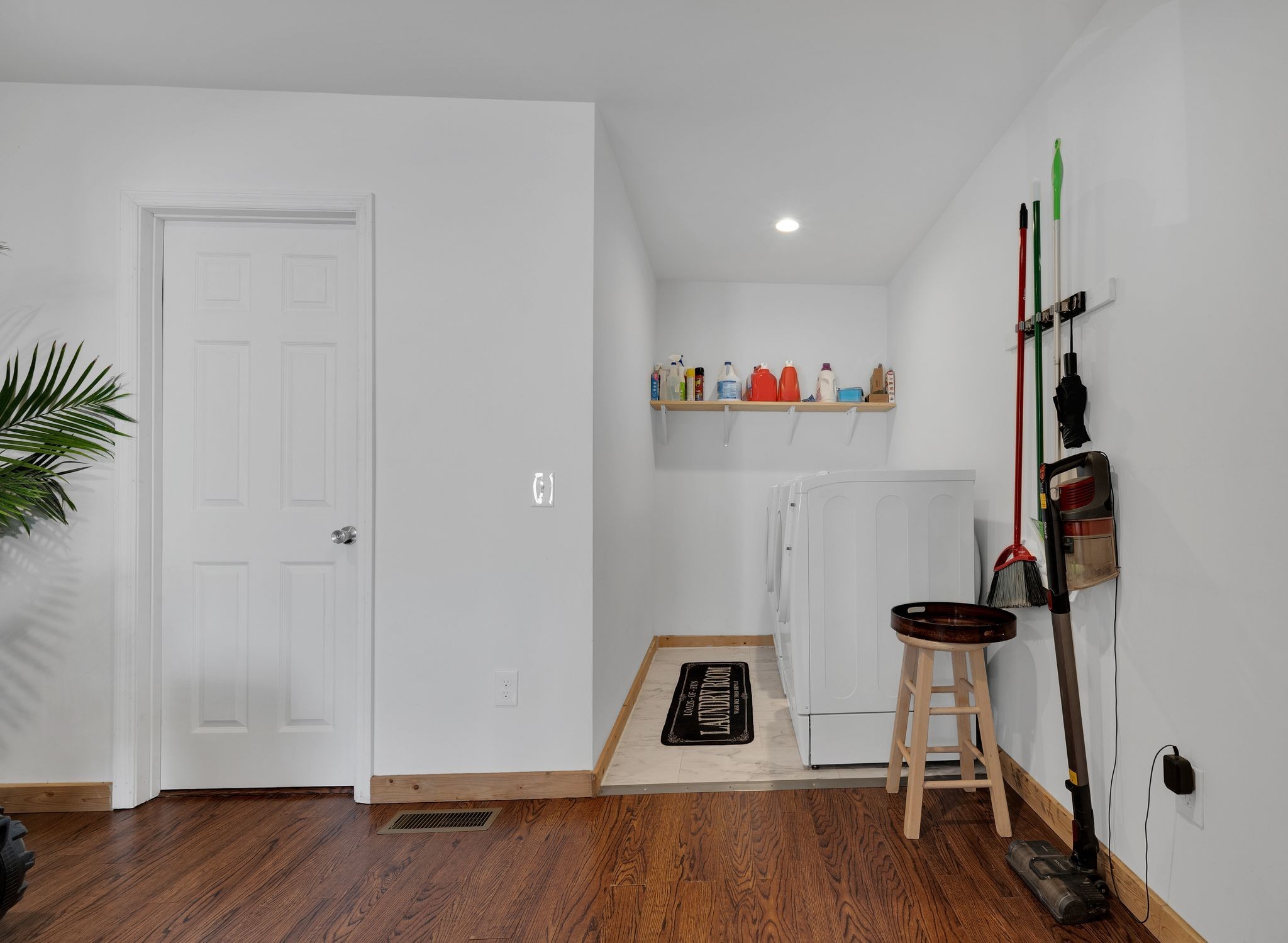 5712 Robertson Ave Property Photo 16