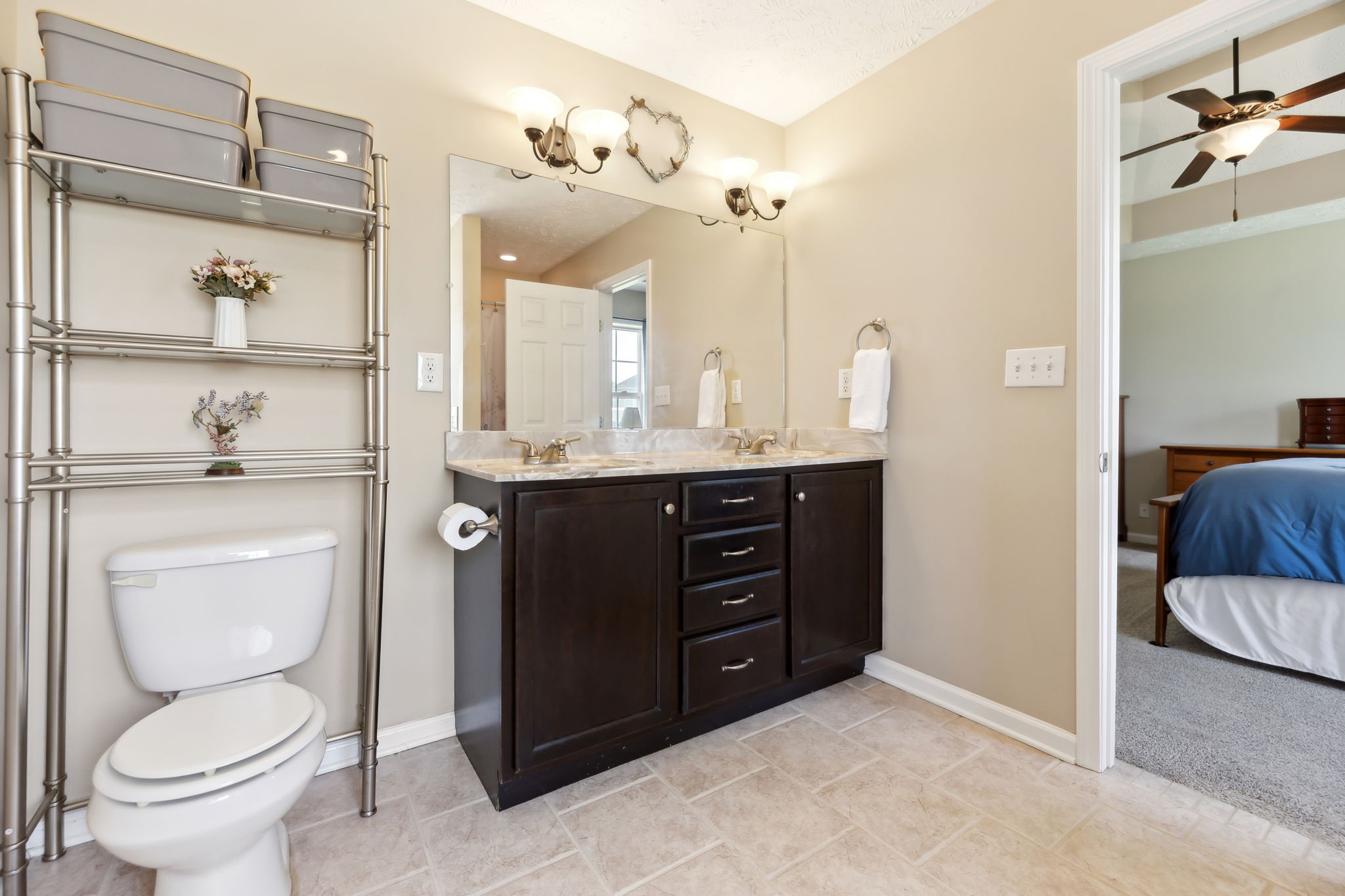 1633 Broad Cir Property Photo 23