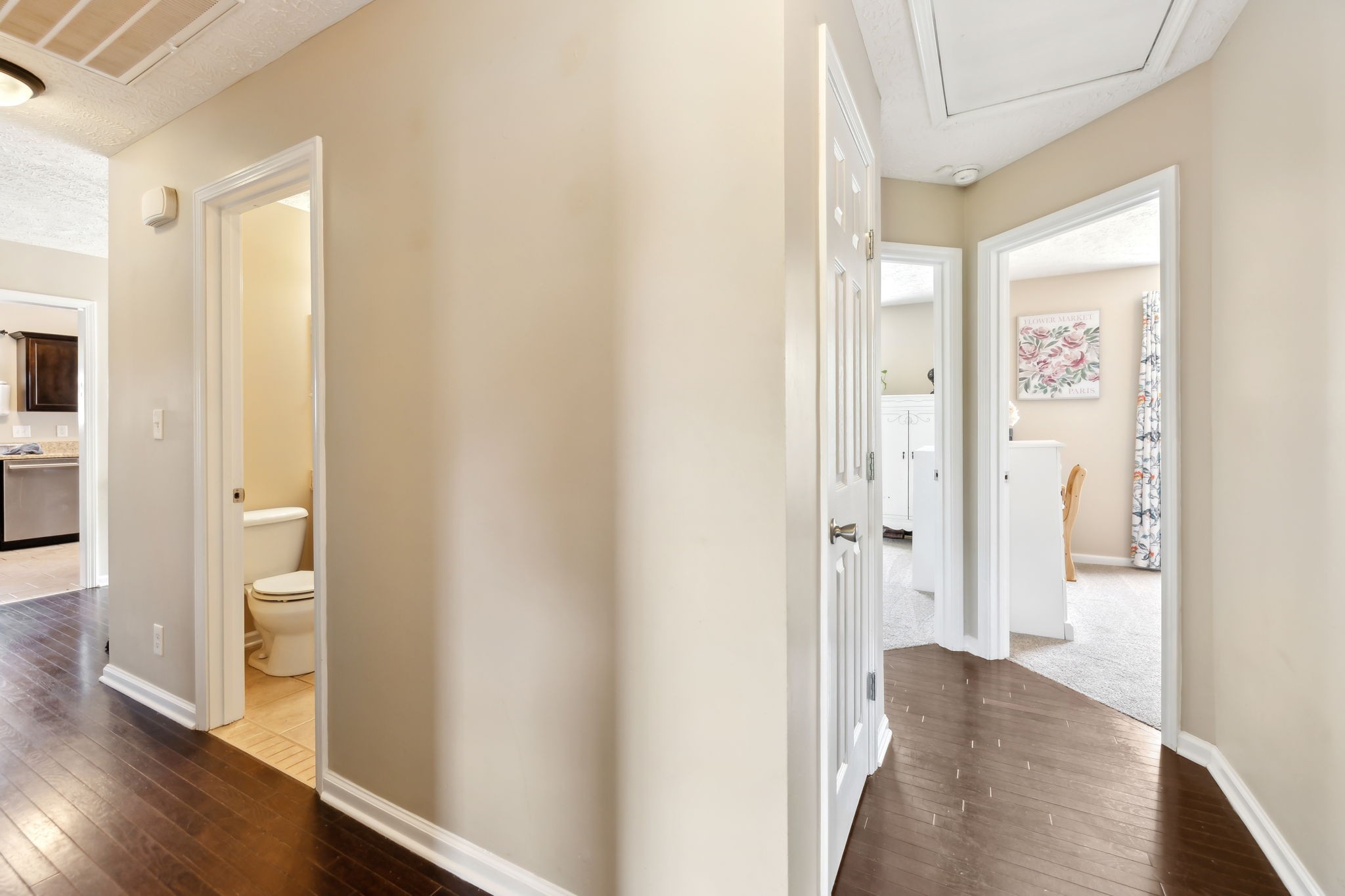 1633 Broad Cir Property Photo 27