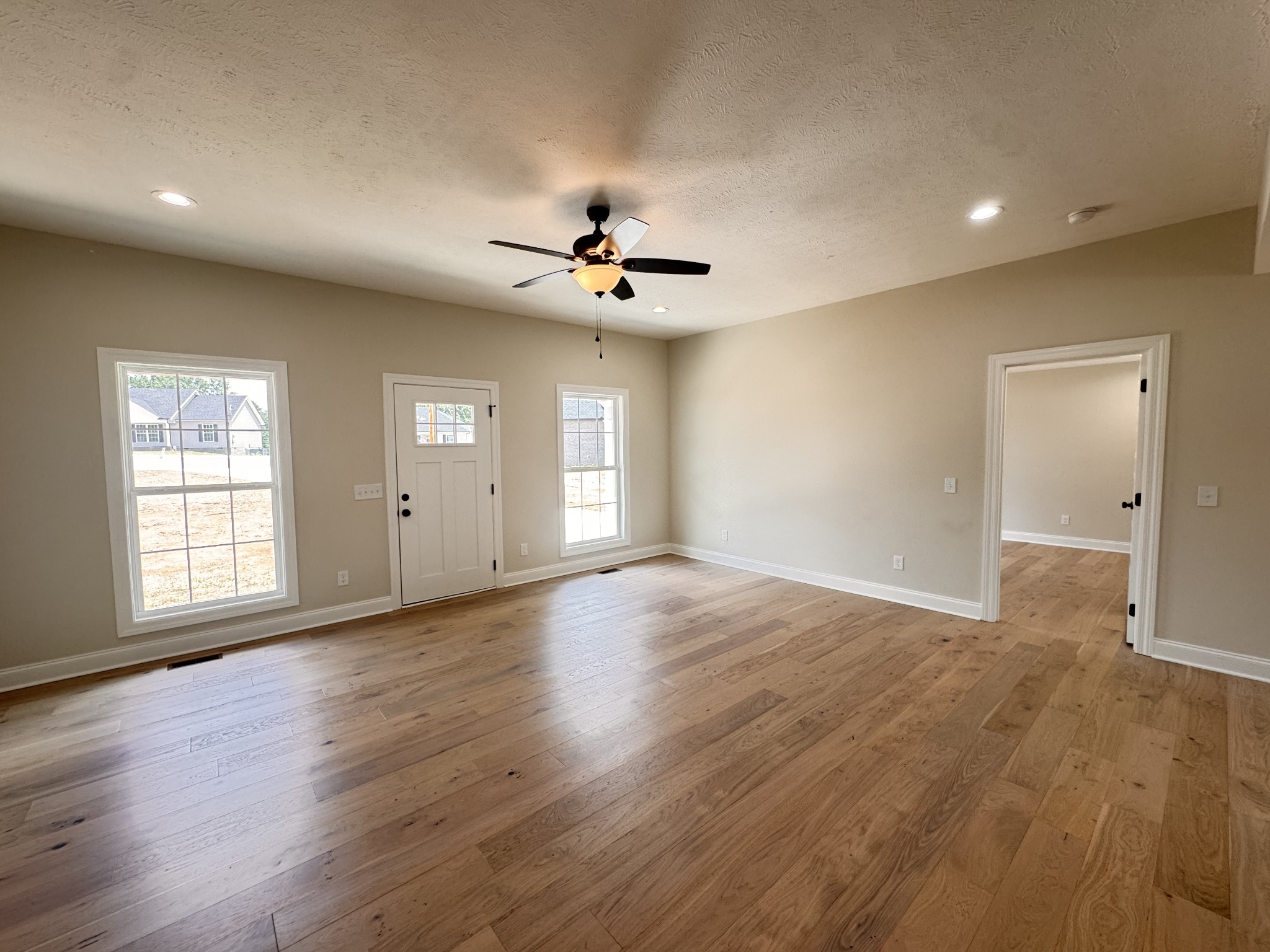 314 Lee Ln Property Photo 8