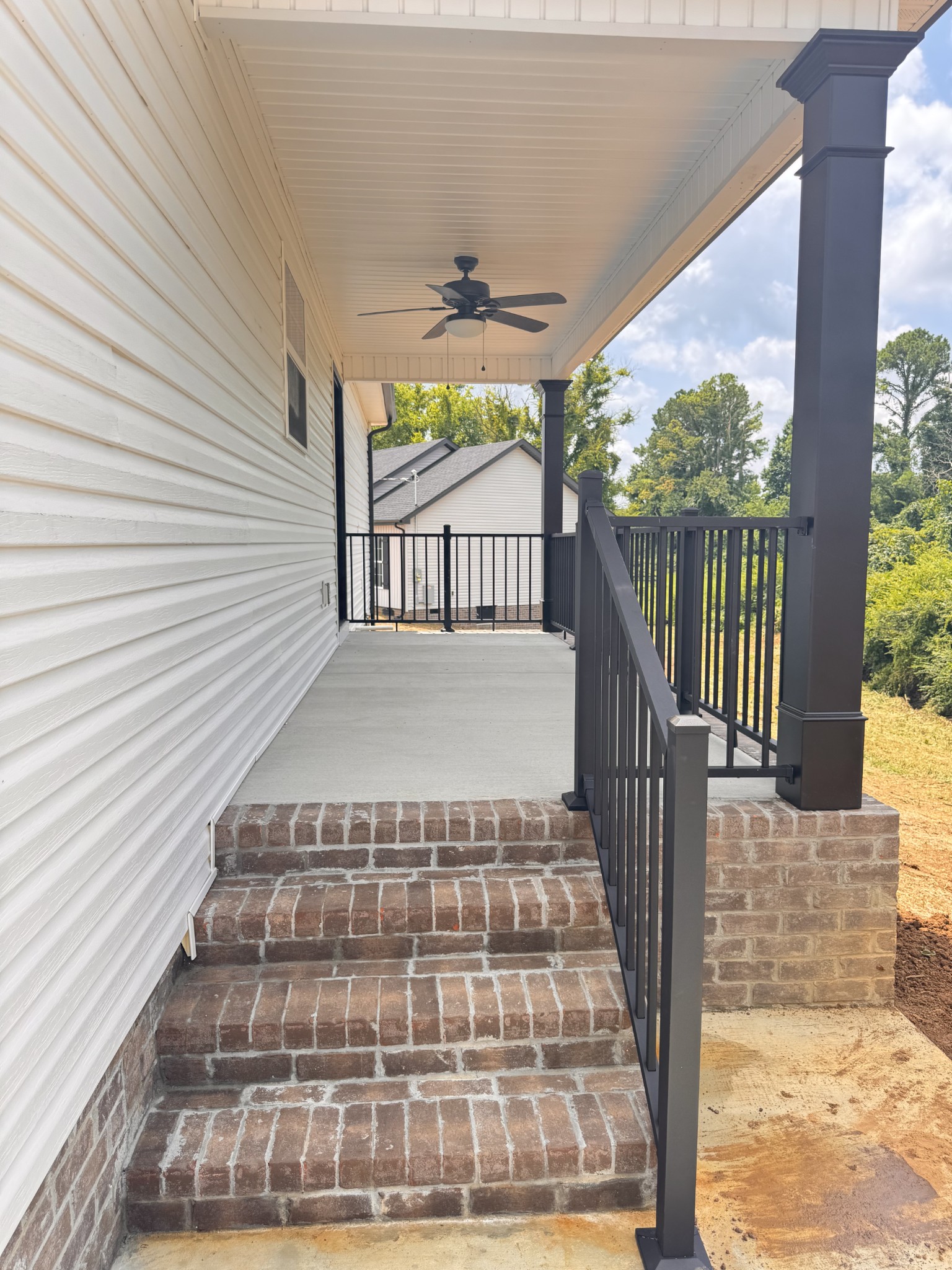 312 Lee Ln Property Photo 16