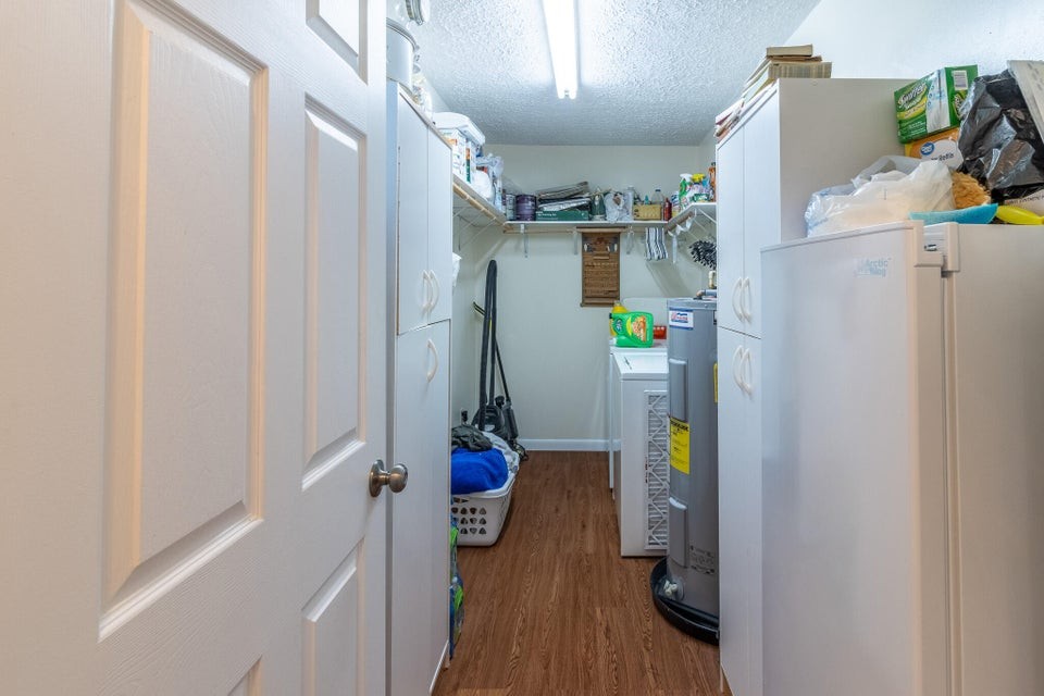 7511 Upper East Valley Rd Property Photo 25