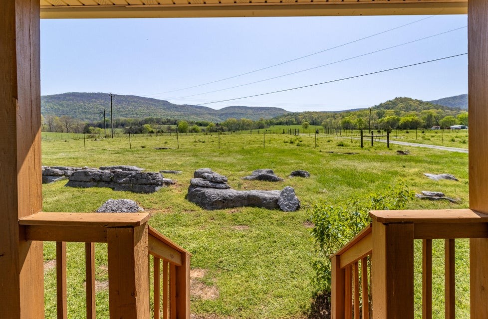 7511 Upper East Valley Rd Property Photo 51