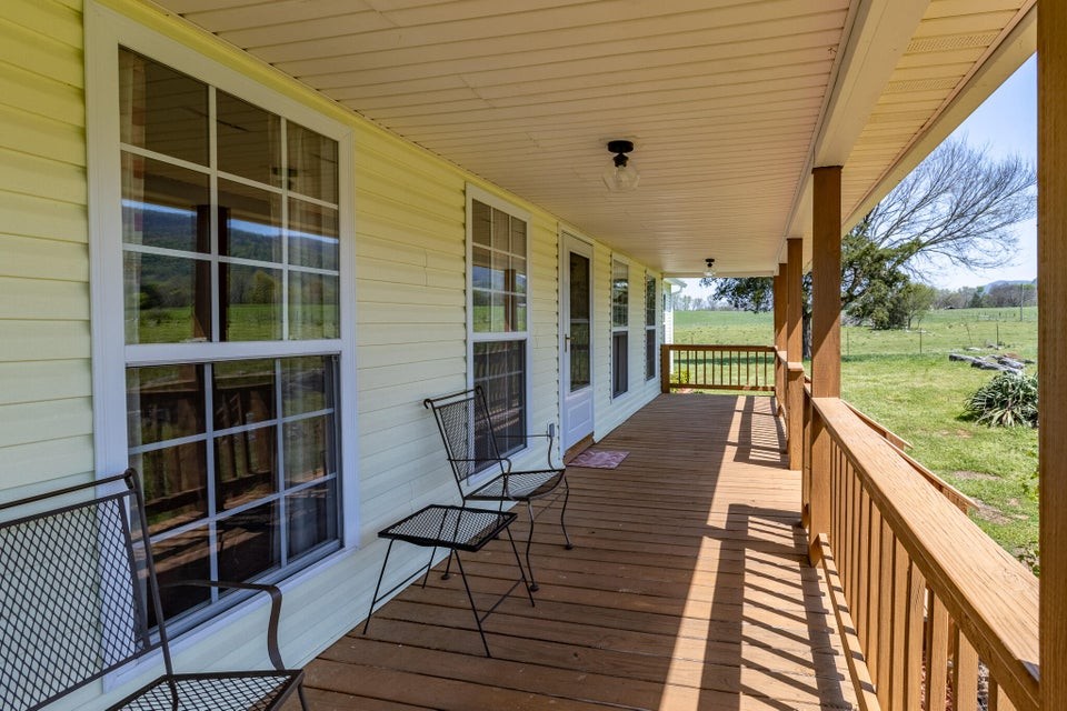 7511 Upper East Valley Rd Property Photo 54