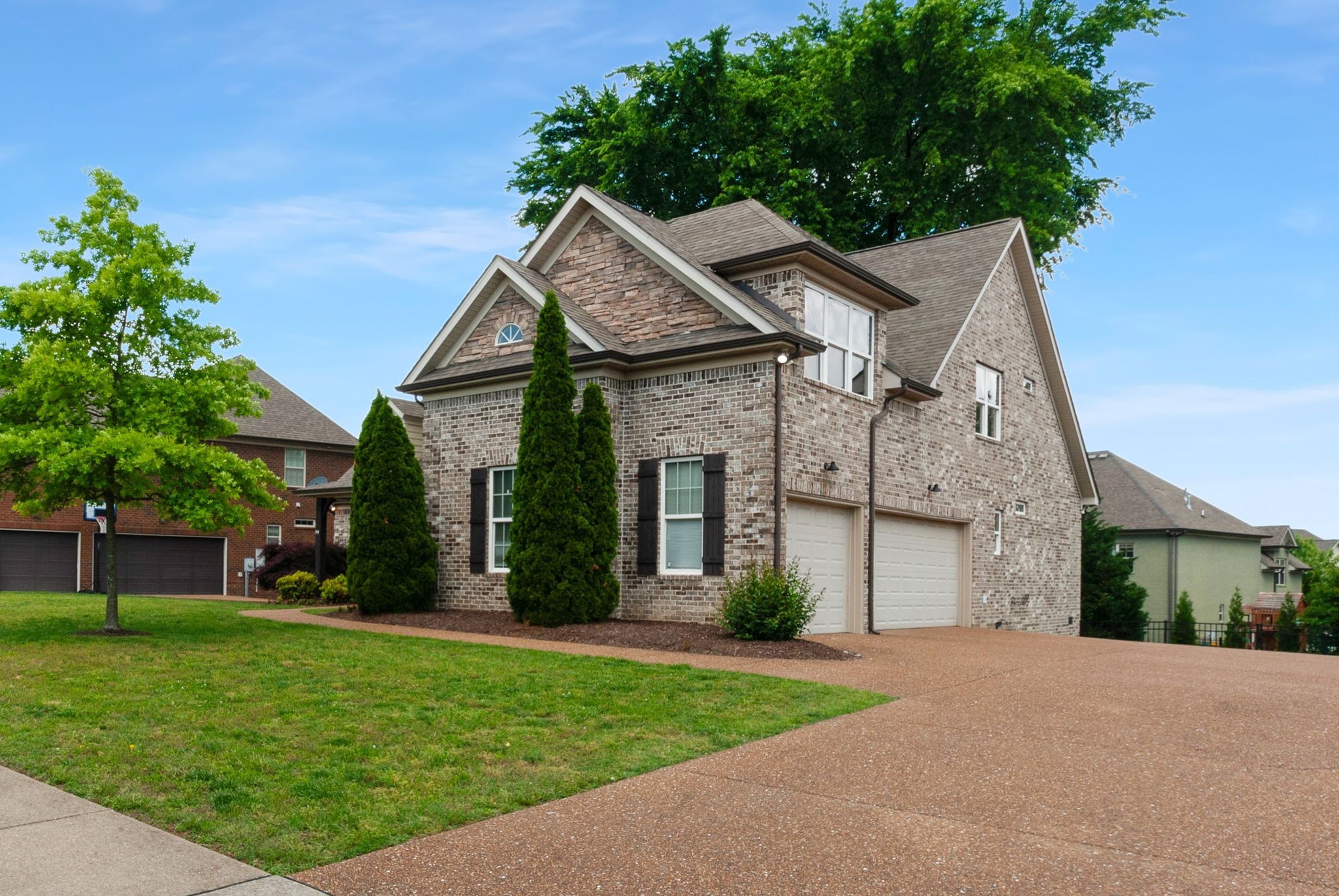 2078 Autumn Ridge Way Property Photo 3