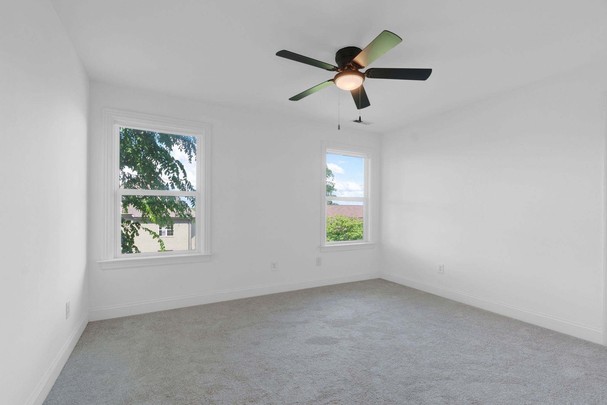 2078 Autumn Ridge Way Property Photo 28