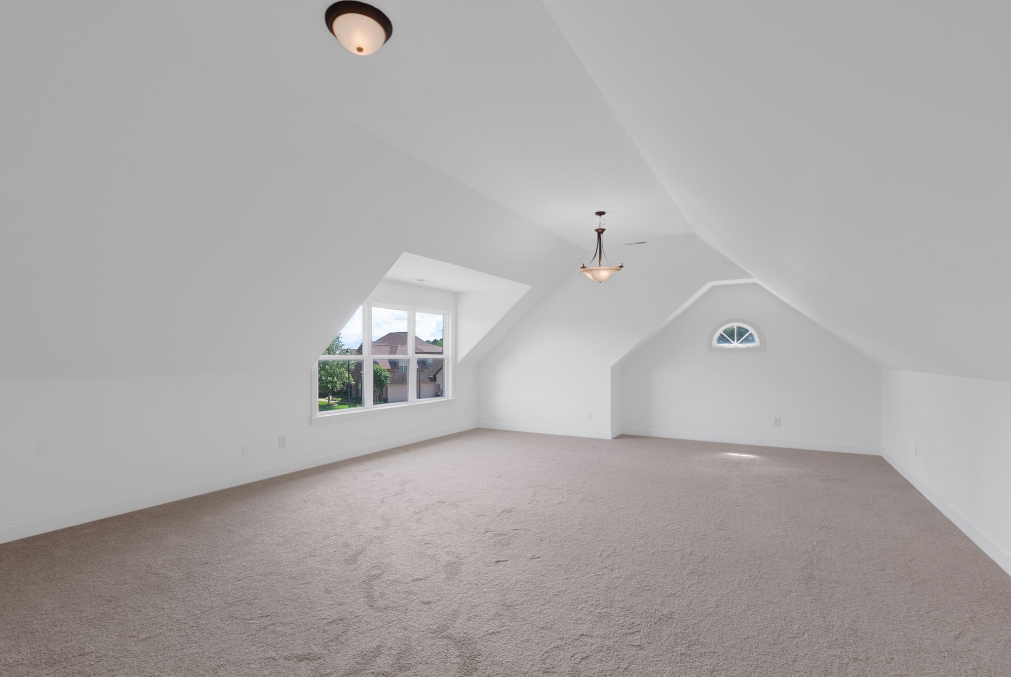 2078 Autumn Ridge Way Property Photo 32