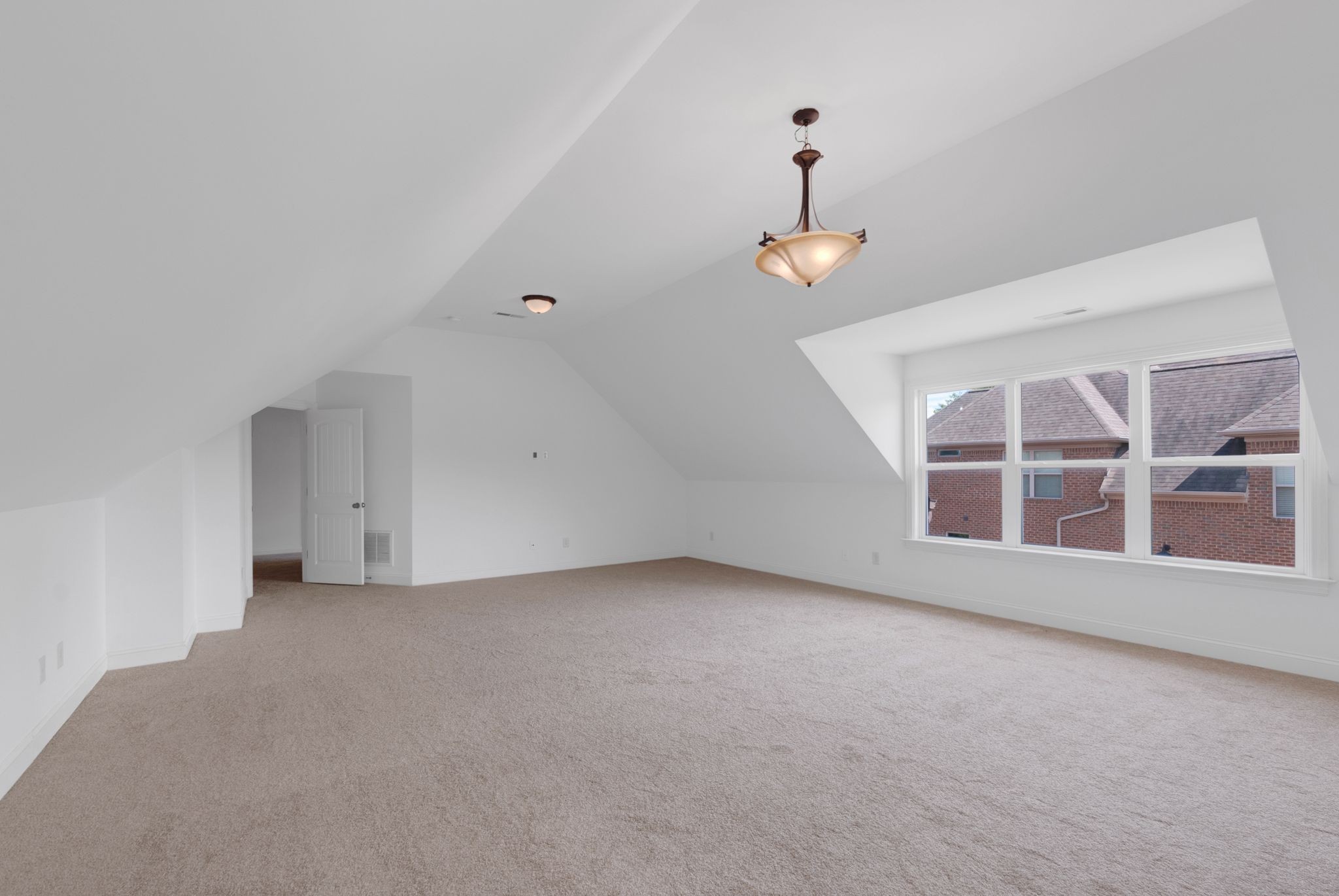 2078 Autumn Ridge Way Property Photo 33