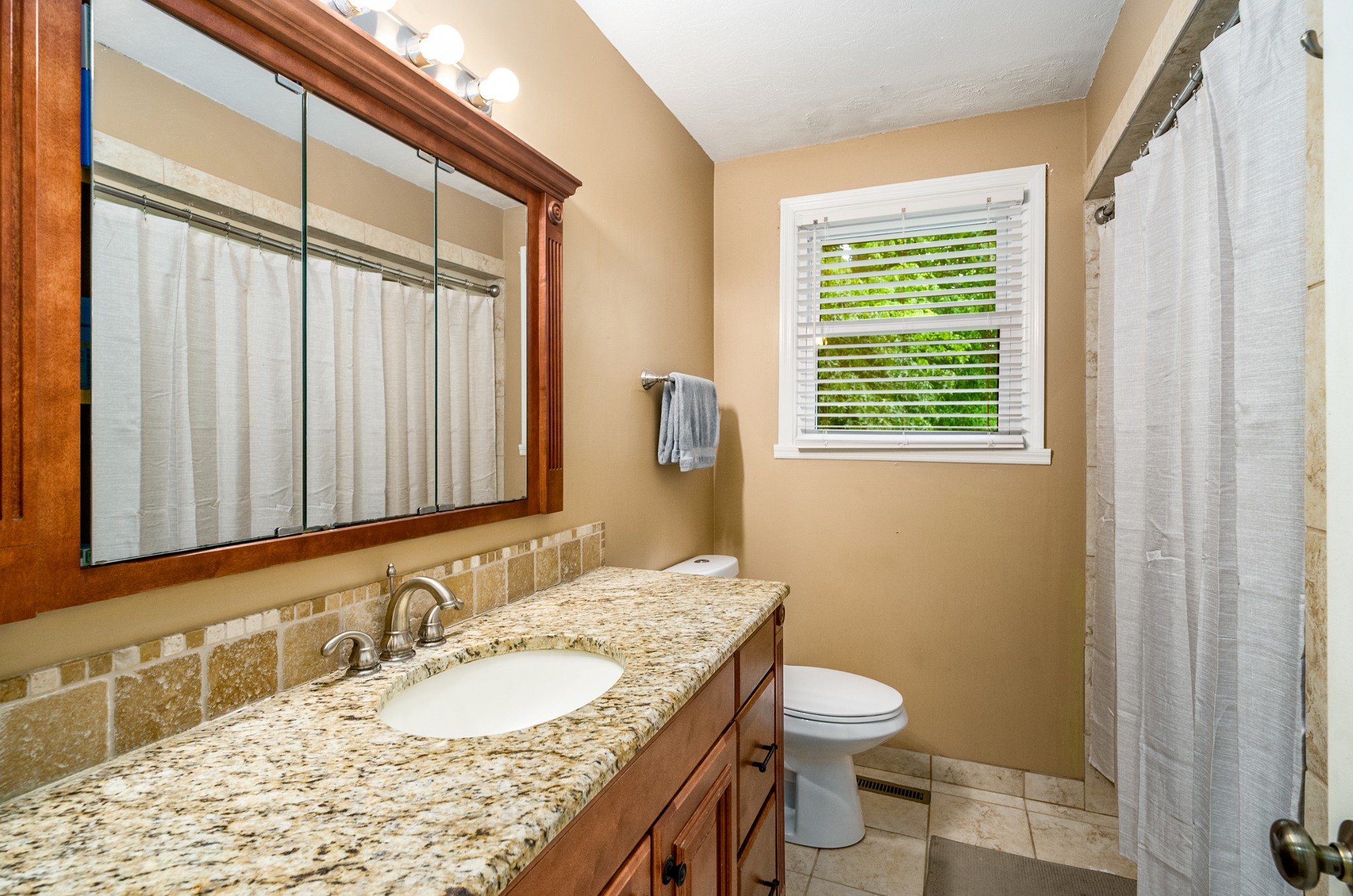 326 Sanders Ln Property Photo 29