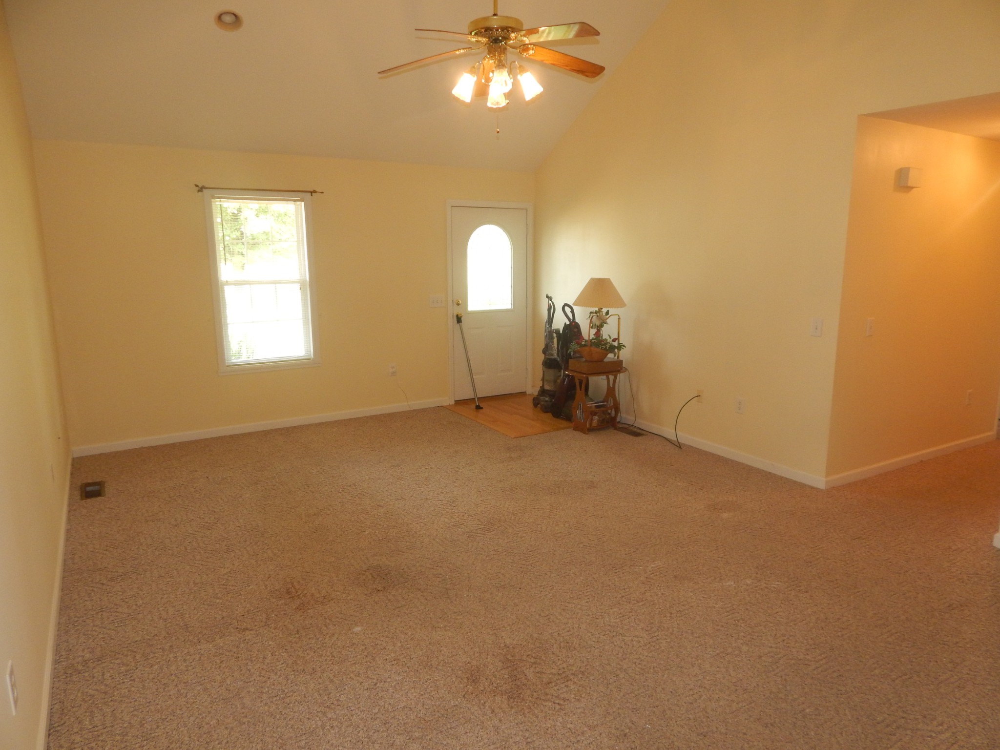 1876 Fall River Rd Property Photo 10