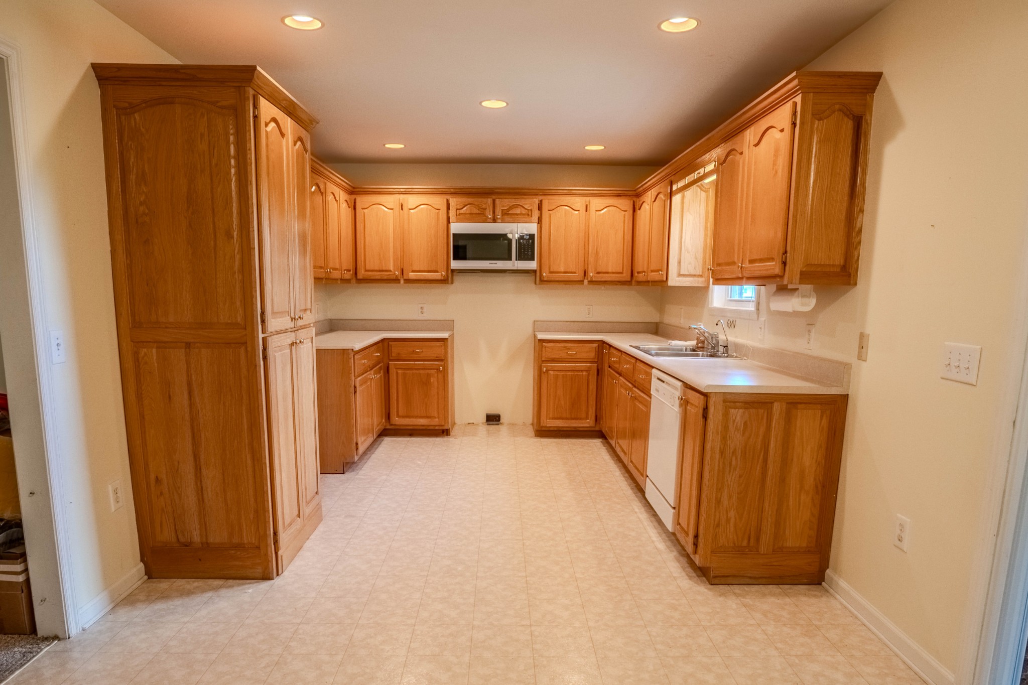 1876 Fall River Rd Property Photo 13