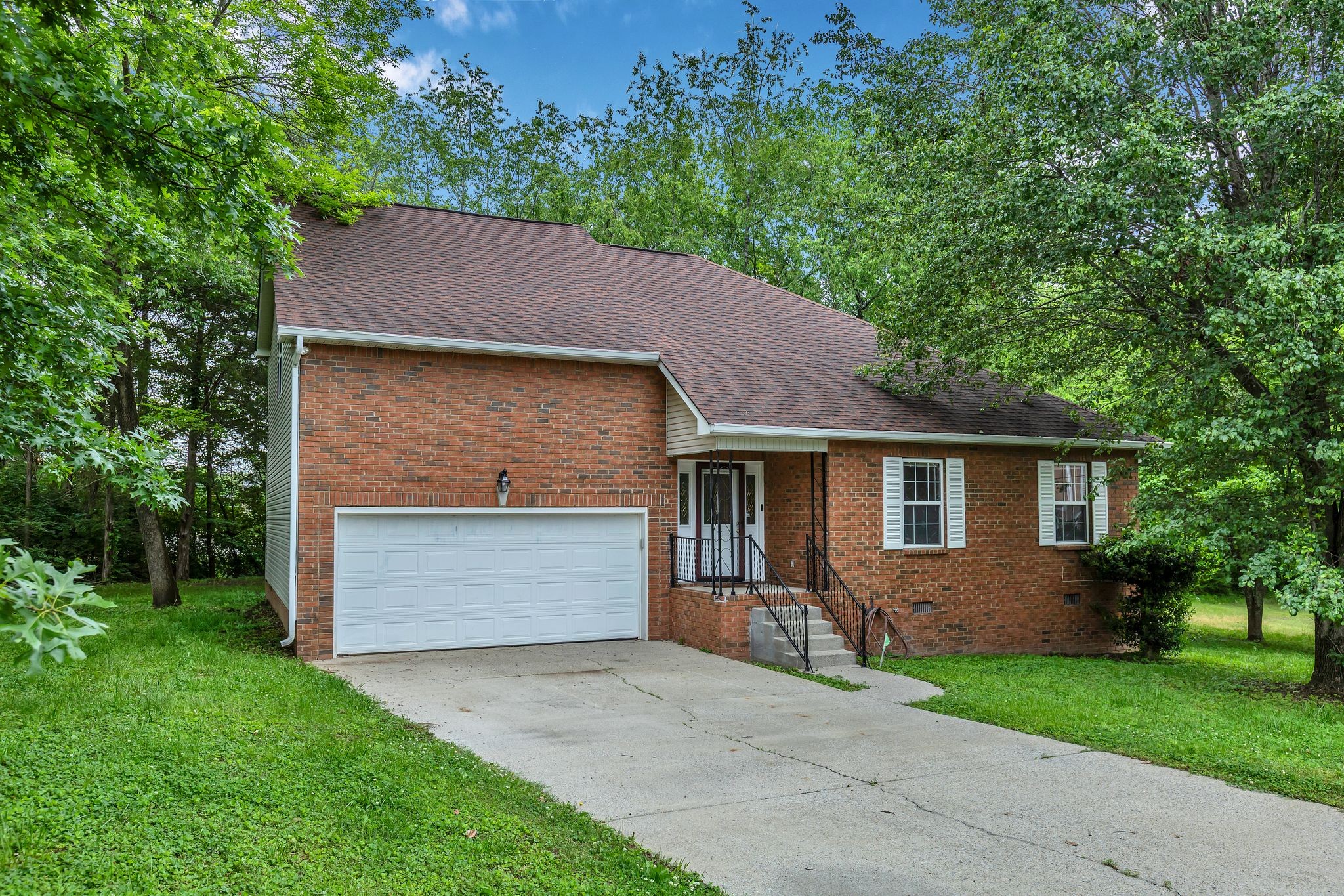 121 Buena Vista Ct Property Photo
