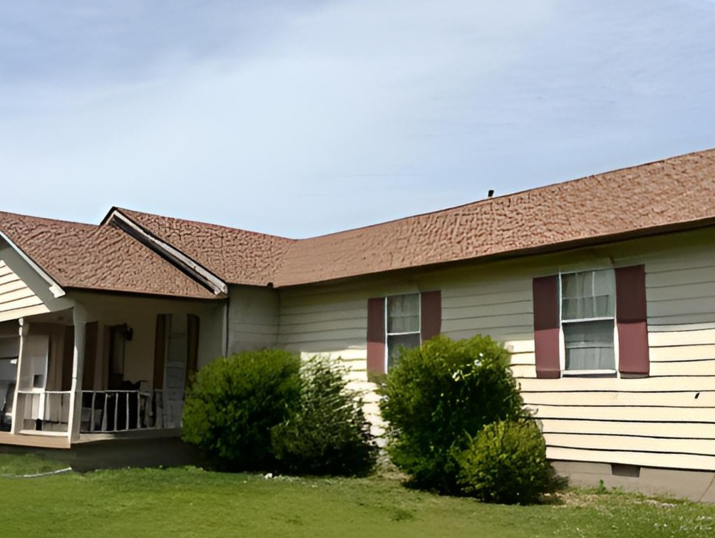 917 Sharon Rd Property Photo
