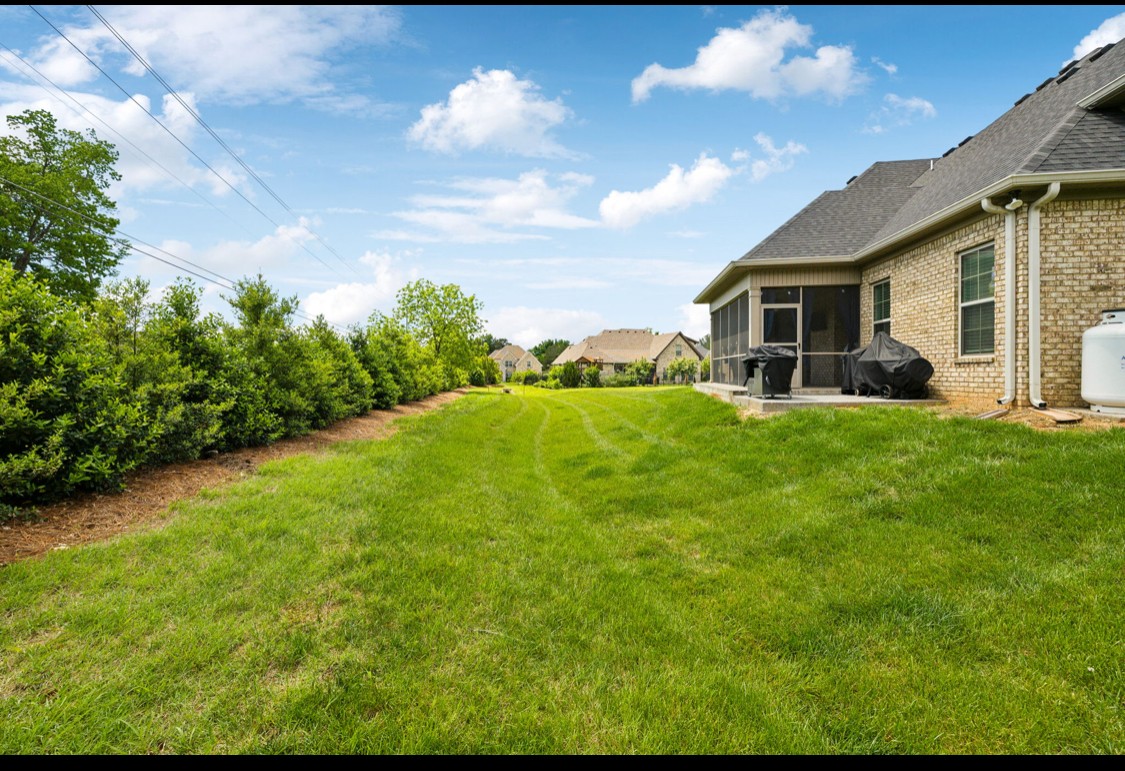 802 Licinius Ln Property Photo 2