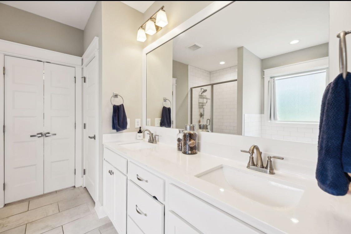 802 Licinius Ln Property Photo 29