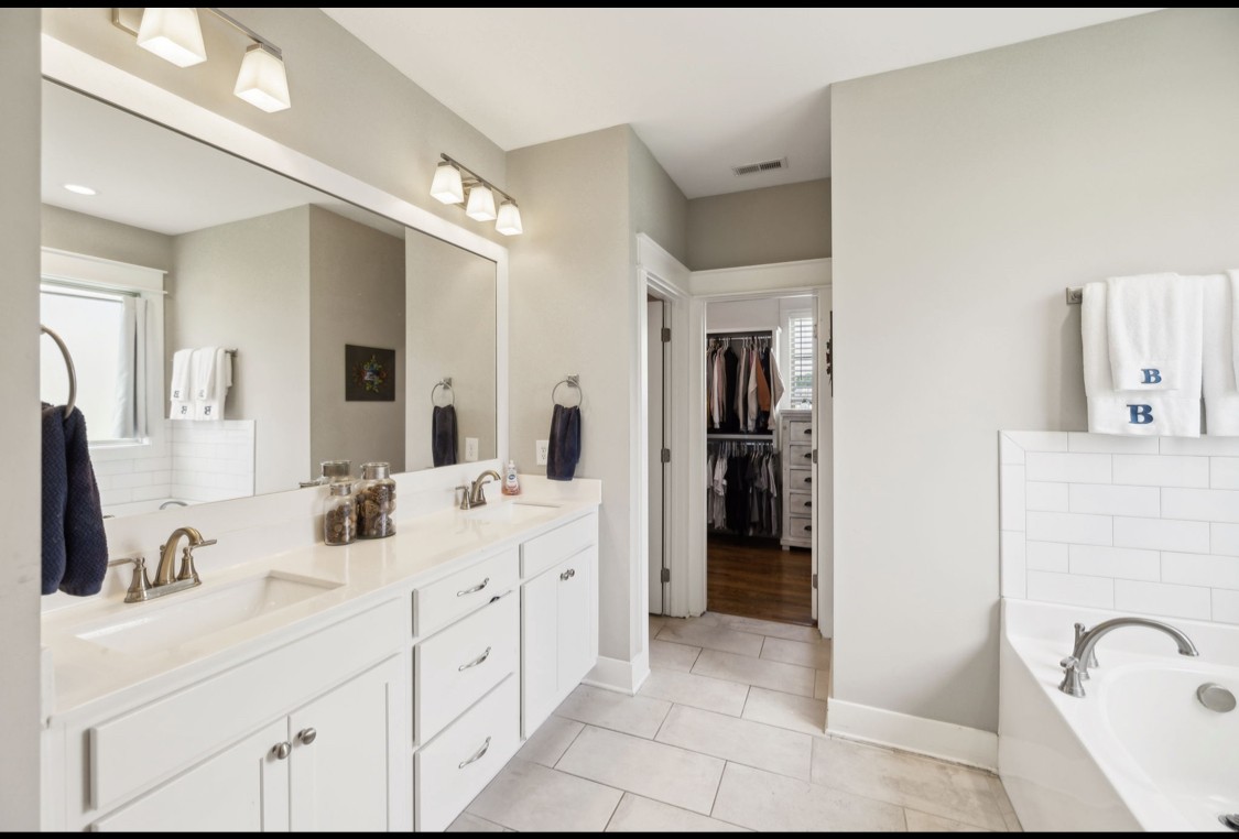 802 Licinius Ln Property Photo 30