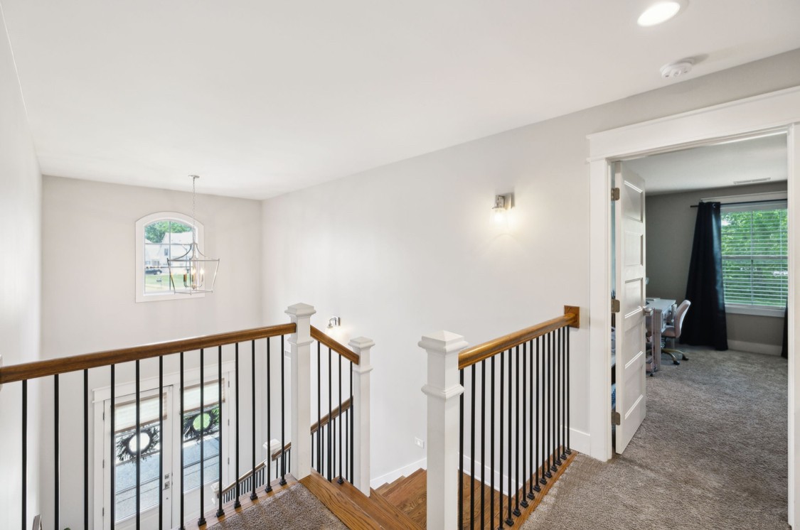 802 Licinius Ln Property Photo 32