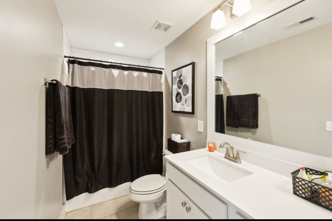 802 Licinius Ln Property Photo 36