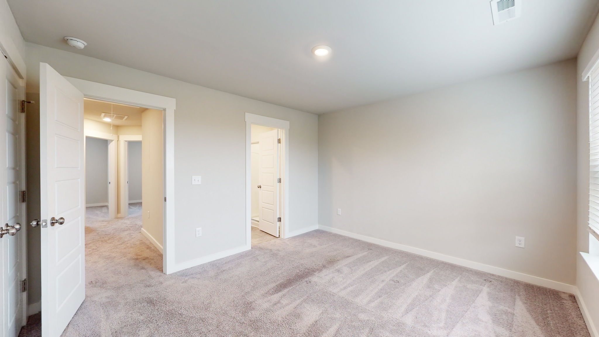 1736 Frodo Way Property Photo 8