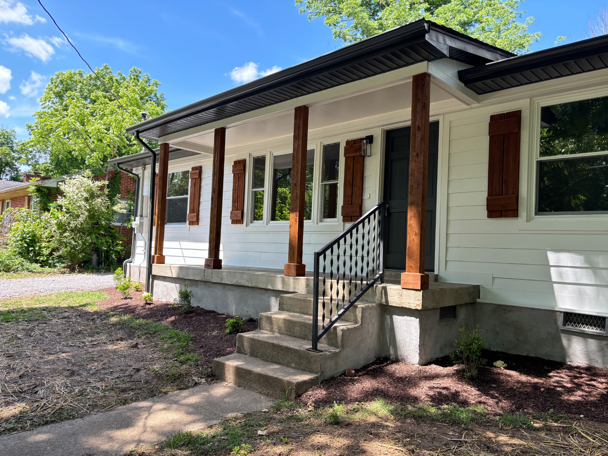 1348 Monroe St Property Photo 1