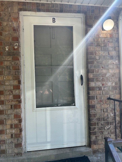 100 Tandy Dr Property Photo 1