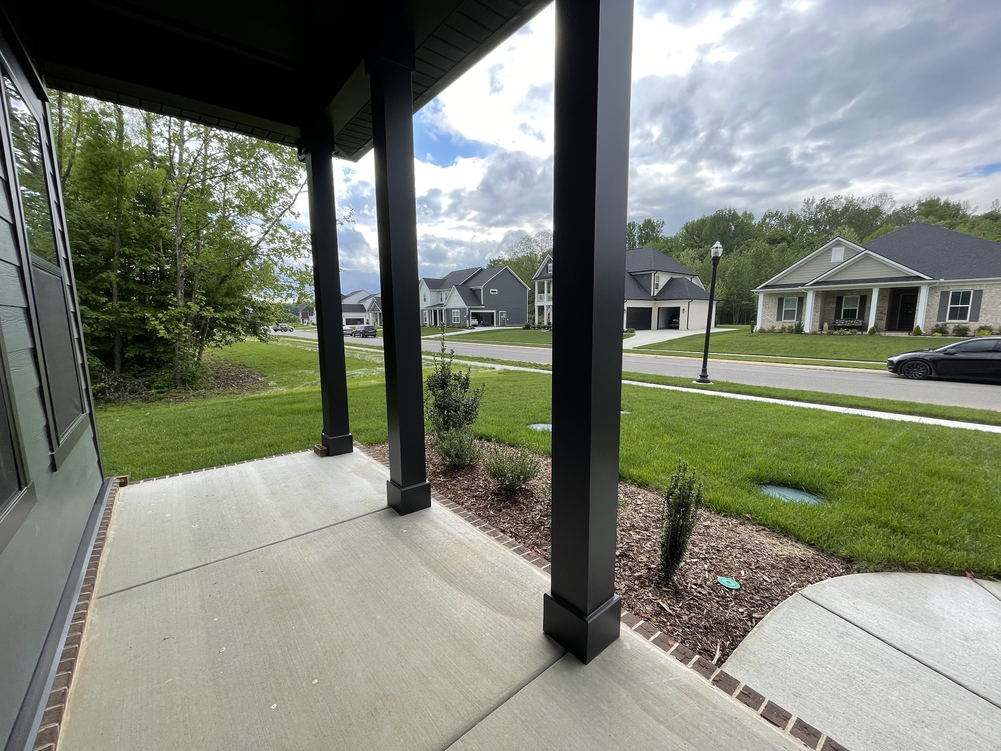 7239 Fiddlers Glen Dr Property Photo 5