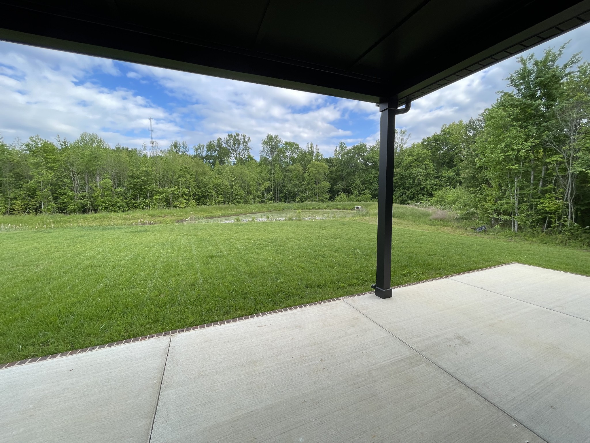 7239 Fiddlers Glen Dr Property Photo 6