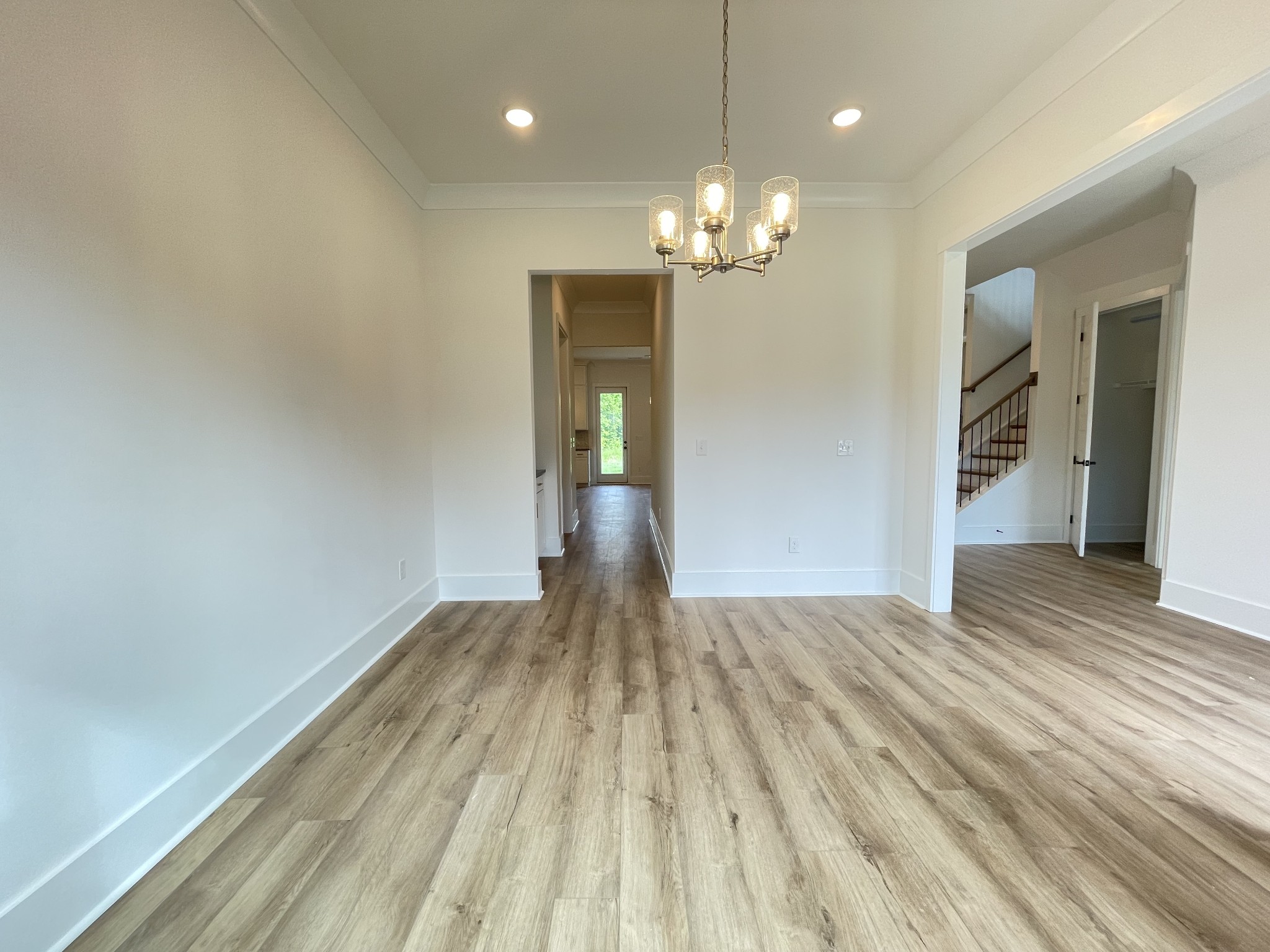 7239 Fiddlers Glen Dr Property Photo 13
