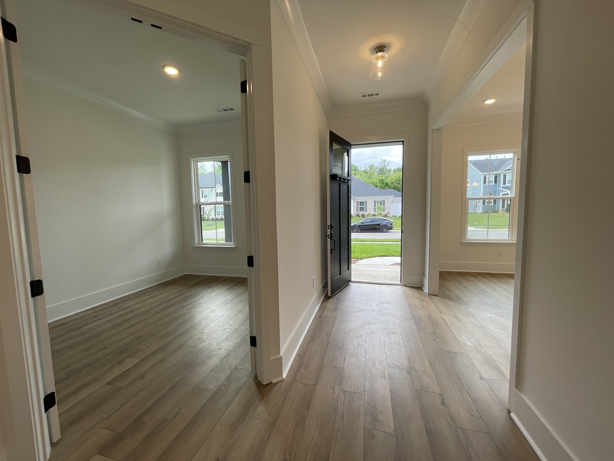7239 Fiddlers Glen Dr Property Photo 14