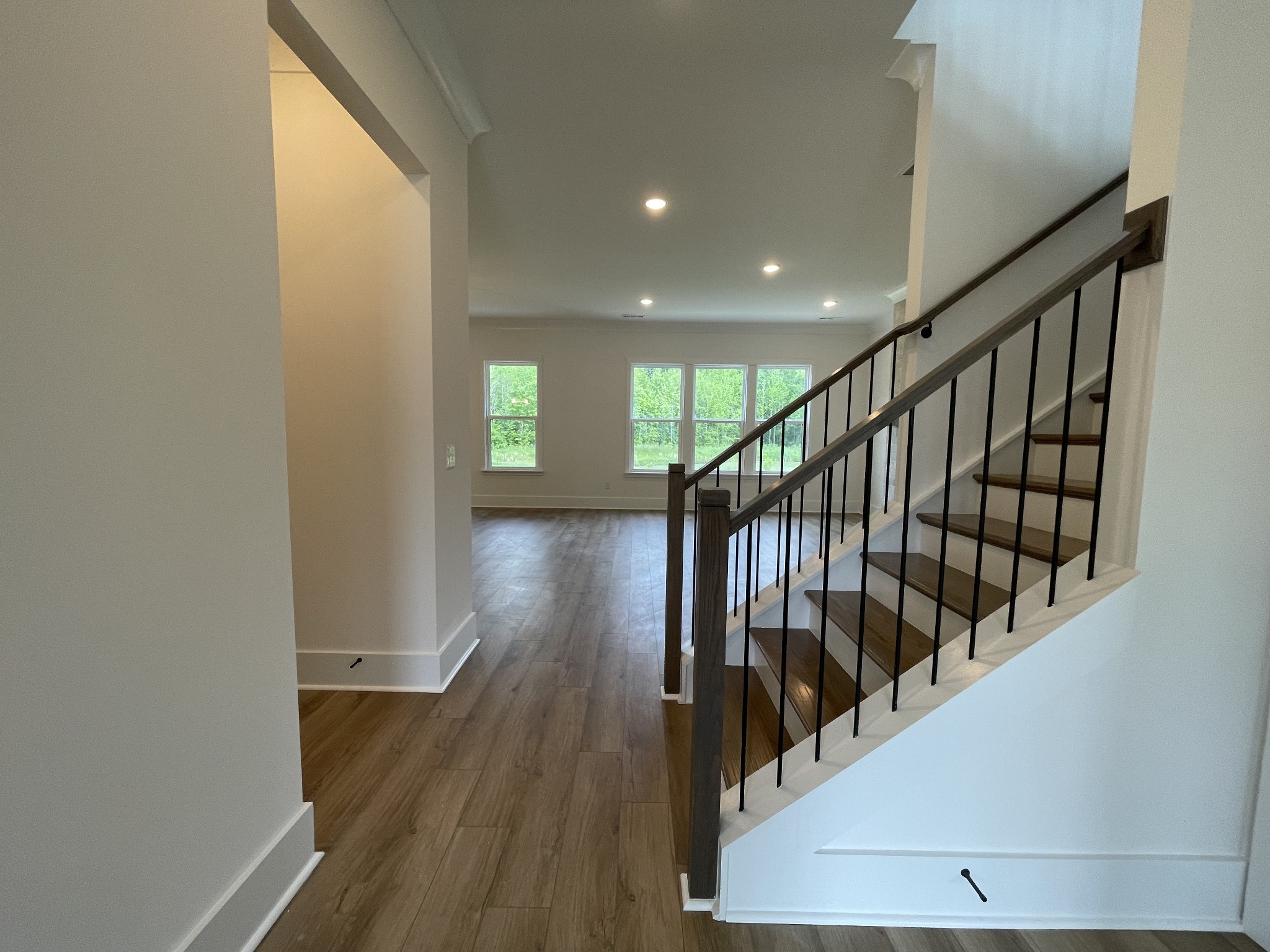 7239 Fiddlers Glen Dr Property Photo 16