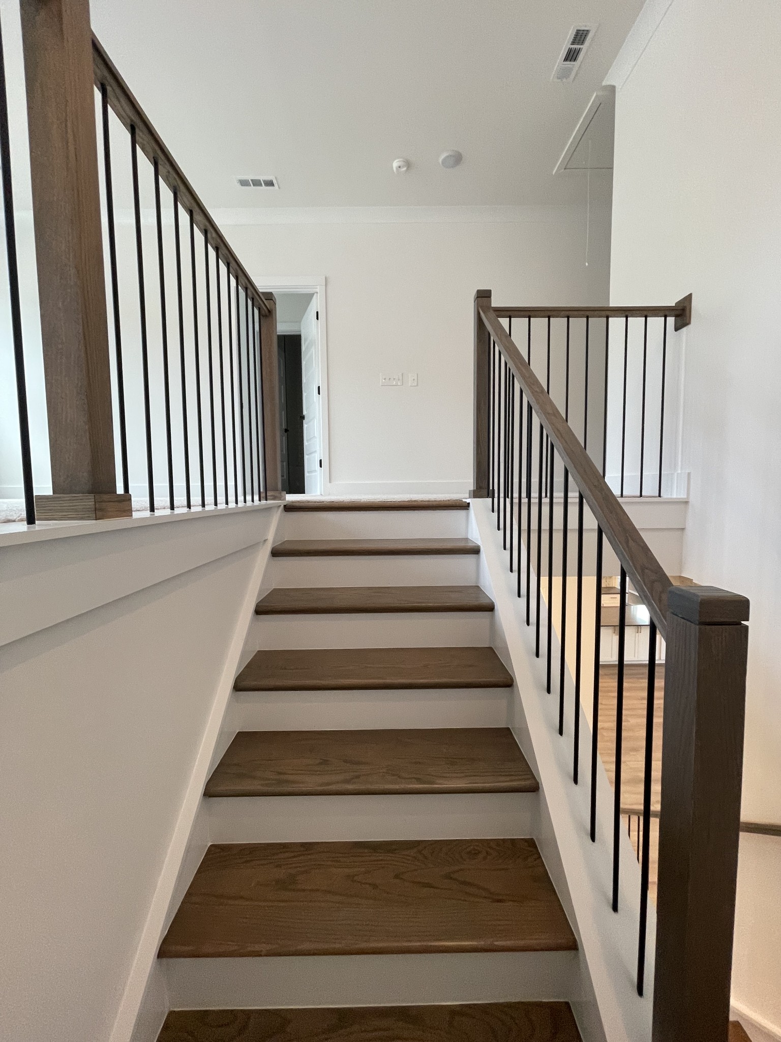 7239 Fiddlers Glen Dr Property Photo 25