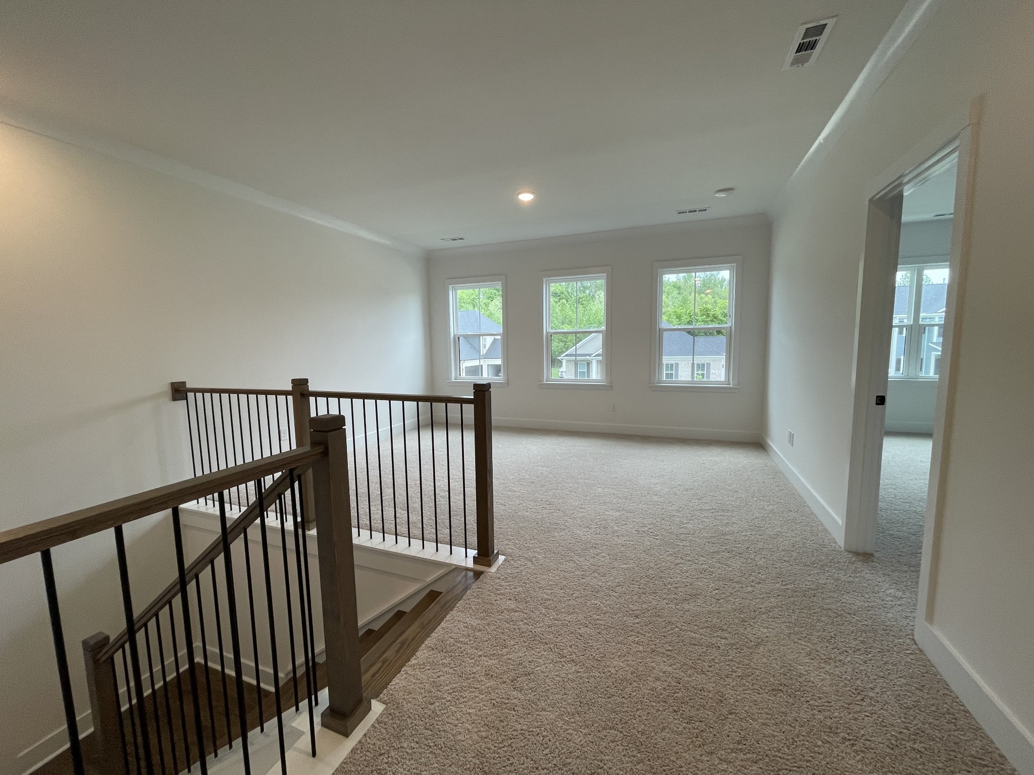 7239 Fiddlers Glen Dr Property Photo 26