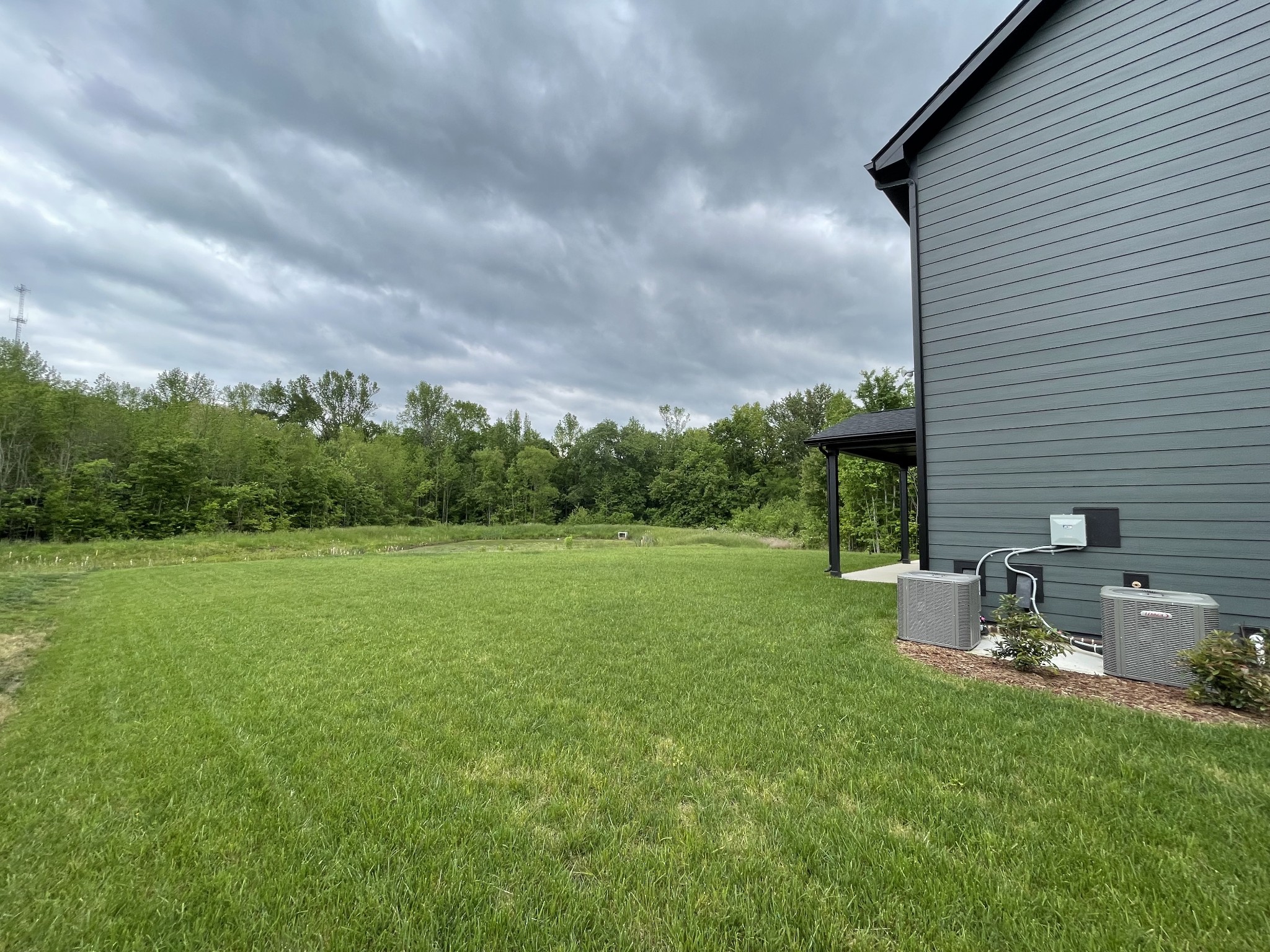 7239 Fiddlers Glen Dr Property Photo 42