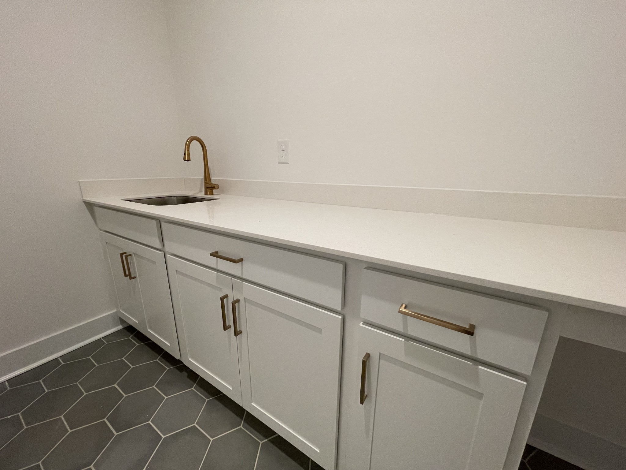7239 Fiddlers Glen Dr Property Photo 56